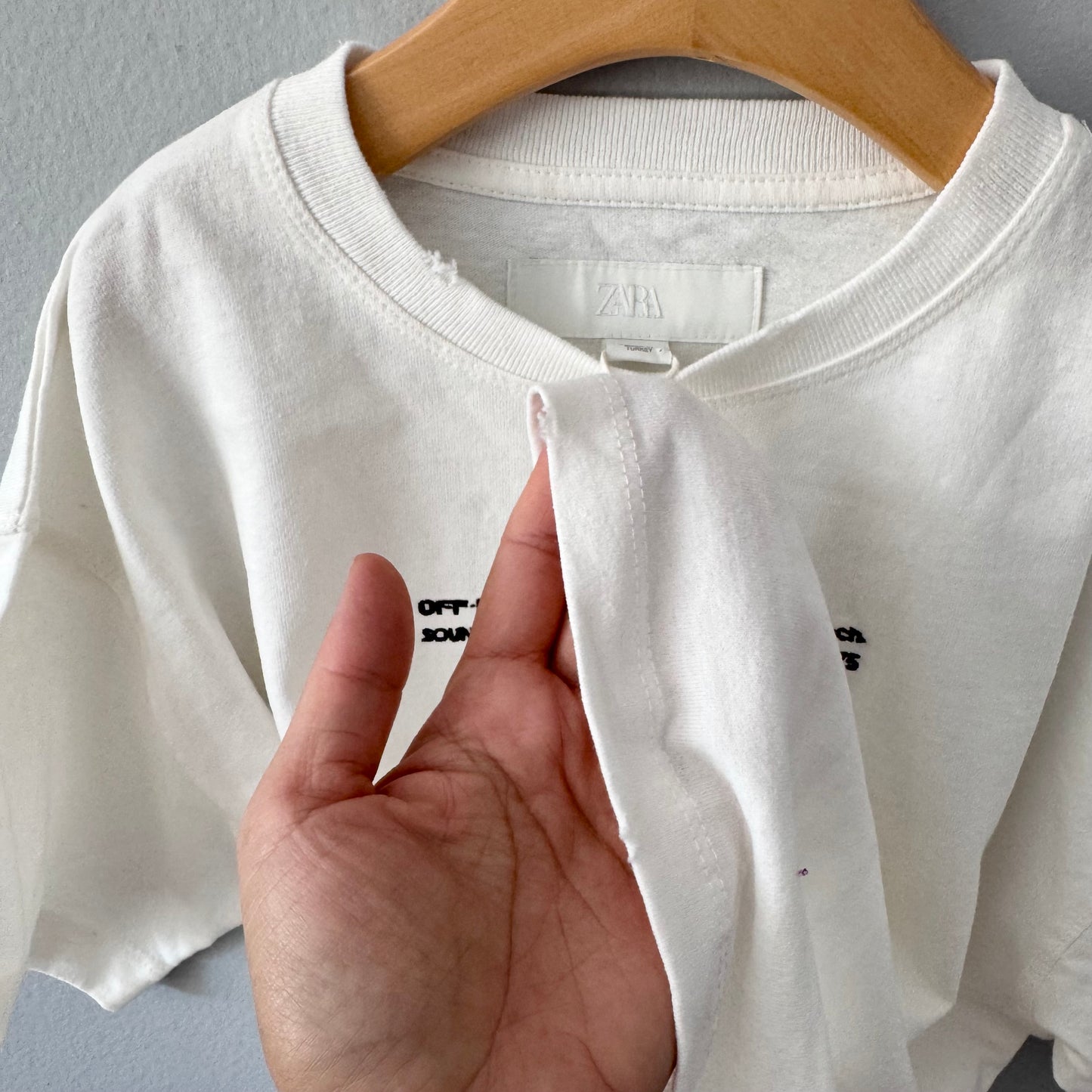 Zara / White T-shirt / 7-8Y - New with tag