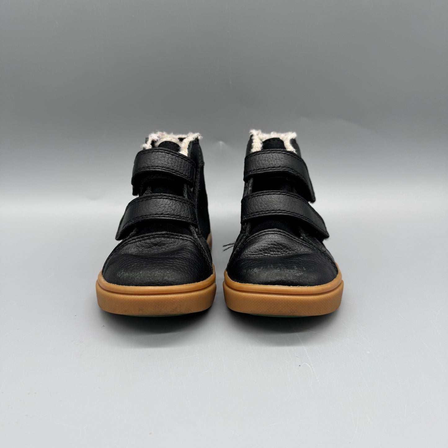 UGG / Snow Boots / US6