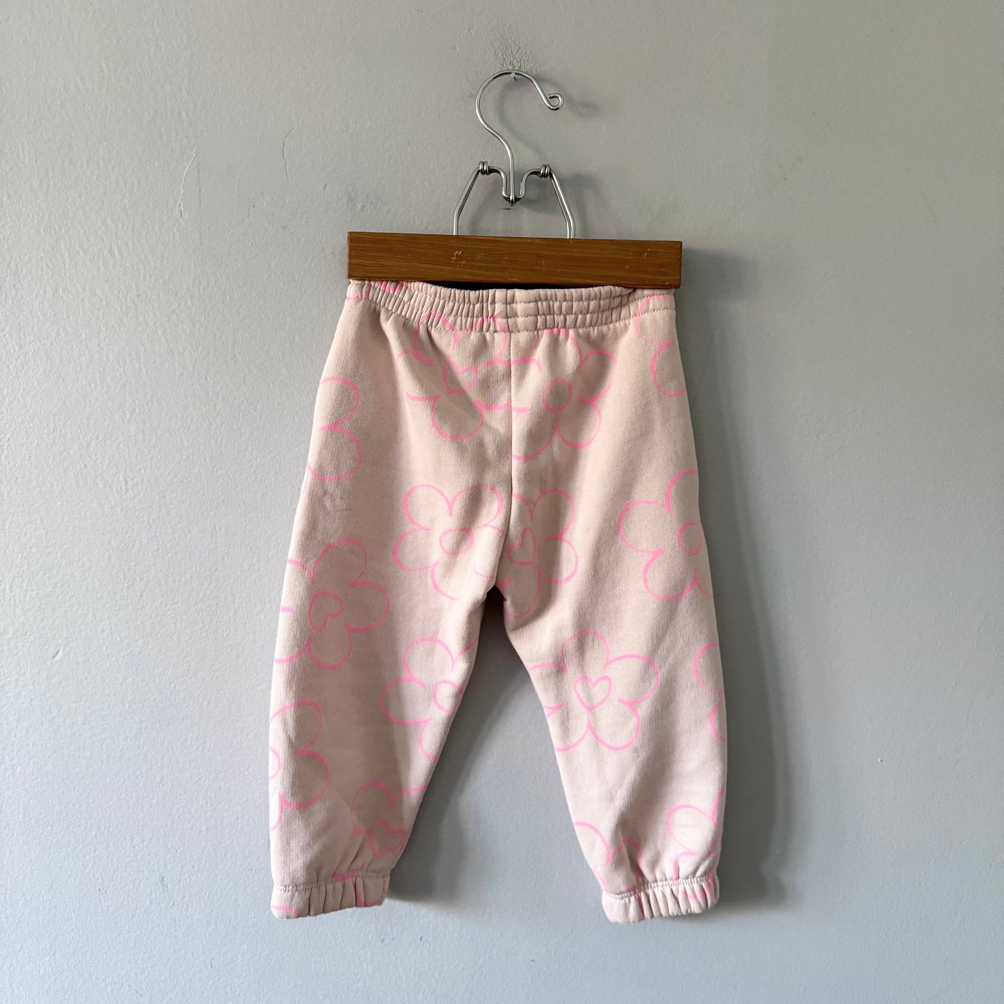 Zara / Light pink sweatpants / 2Y