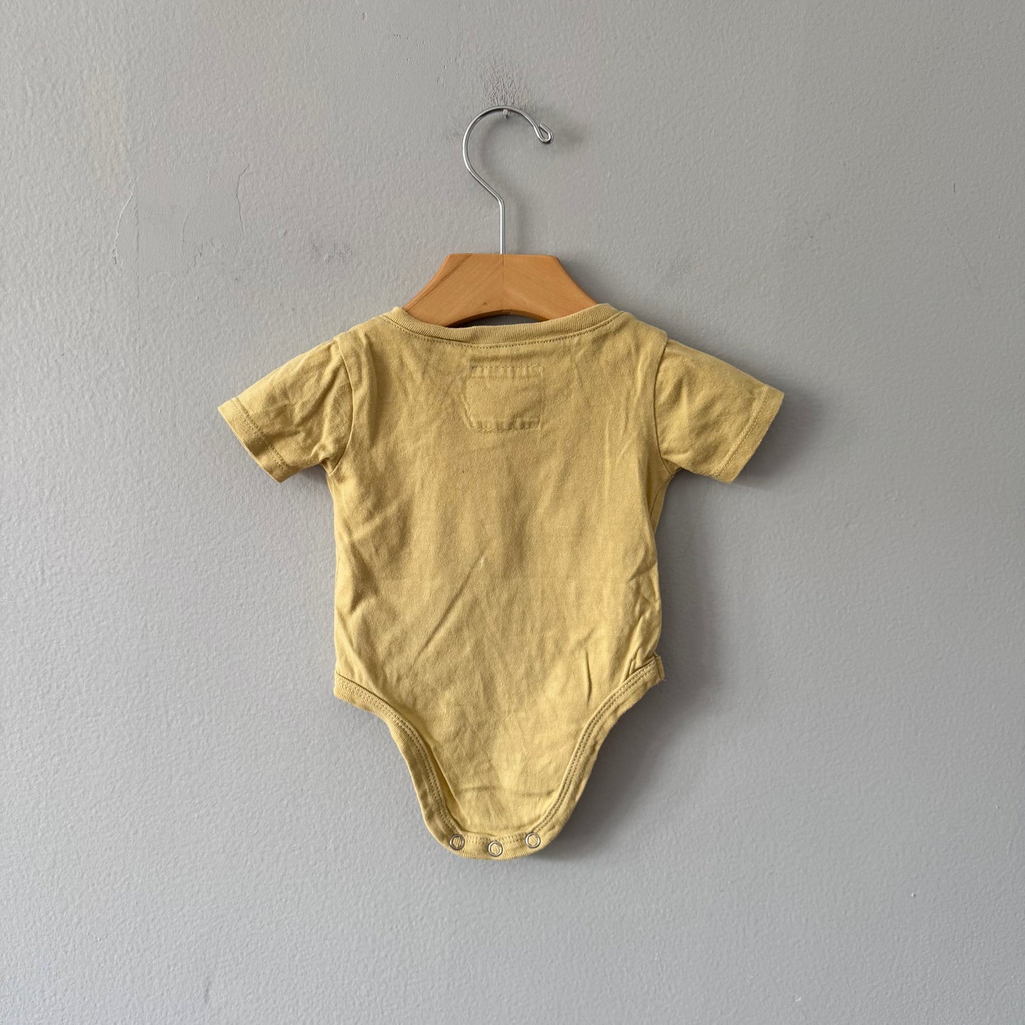 Mini Mioche / Light yellow short sleeve onesie / 0-3M