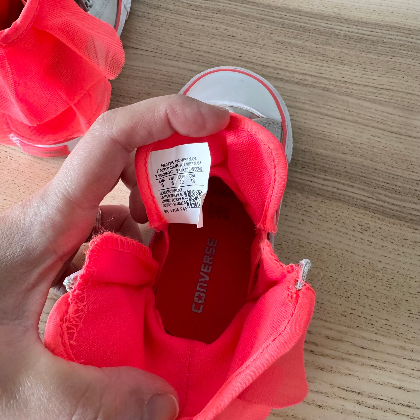 Converse / Sneaker / US6