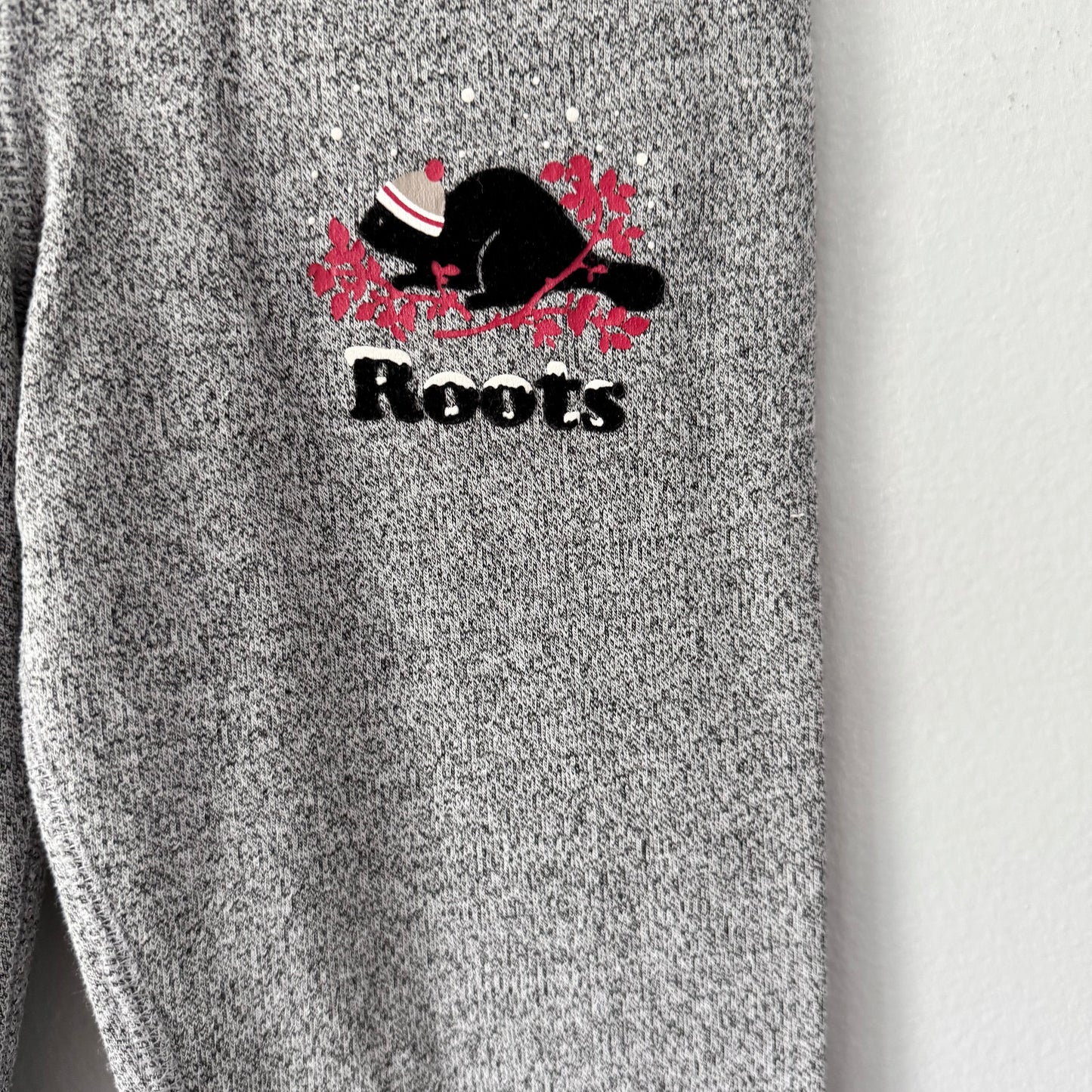 Roots / Salt and pepper sweatpants / 10Y