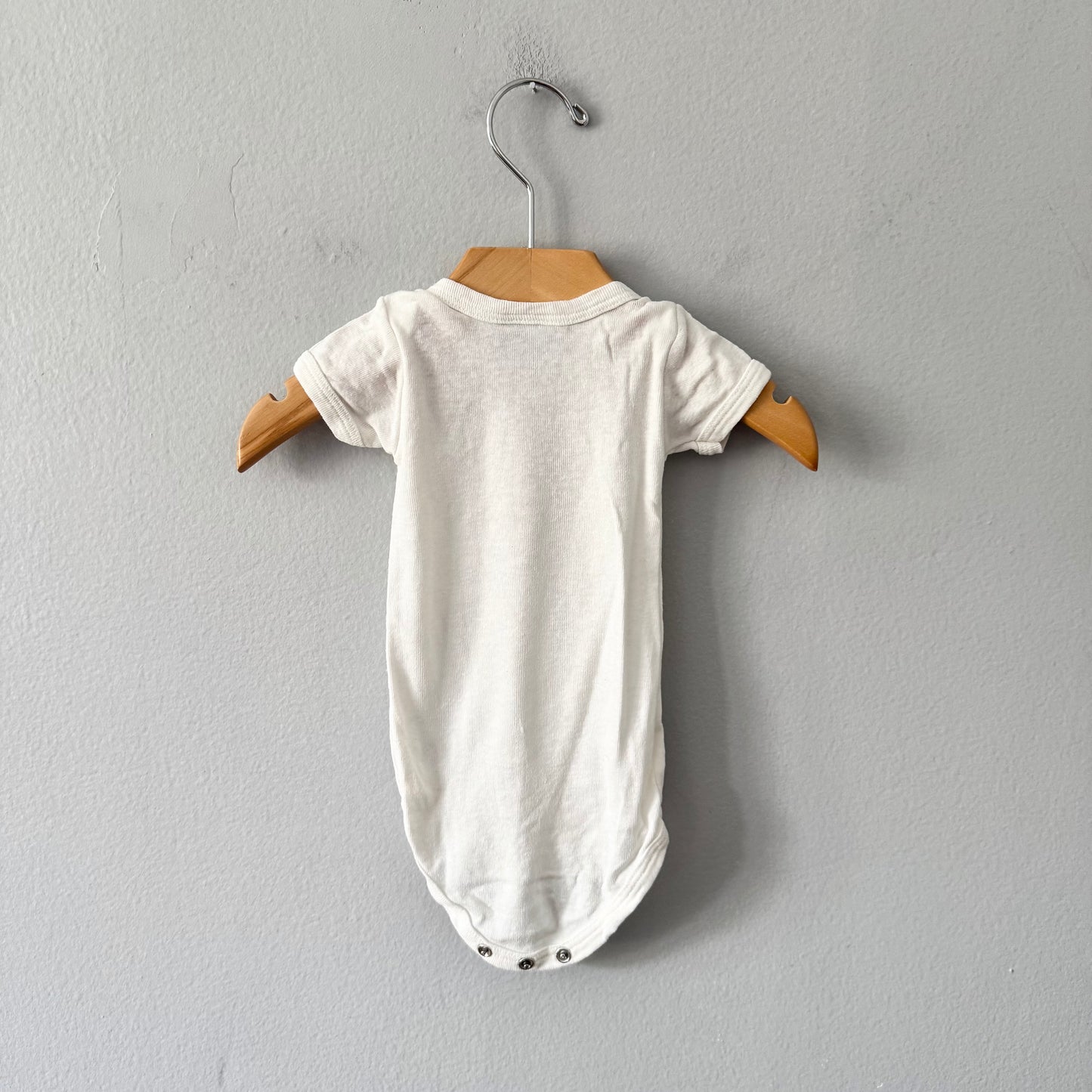 Petit Bateau / White short sleeve onesie / 3M