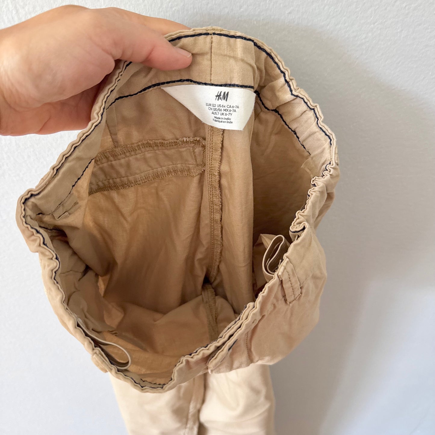 H&M / Thin beige chino pants / 6-7Y