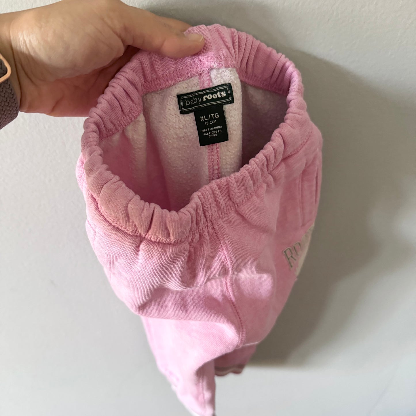 Roots / Pink sweatpants / 18-24M