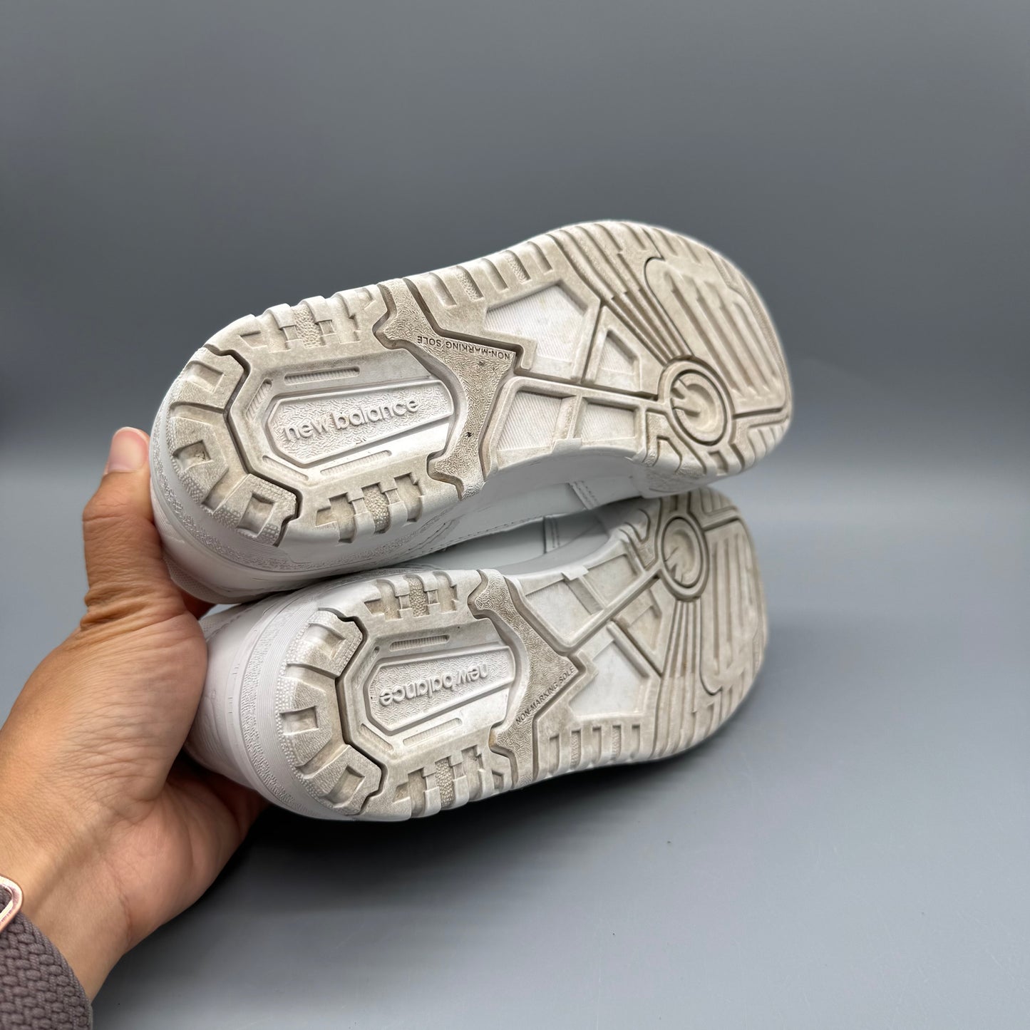 New Balance / Running Shoes / J2