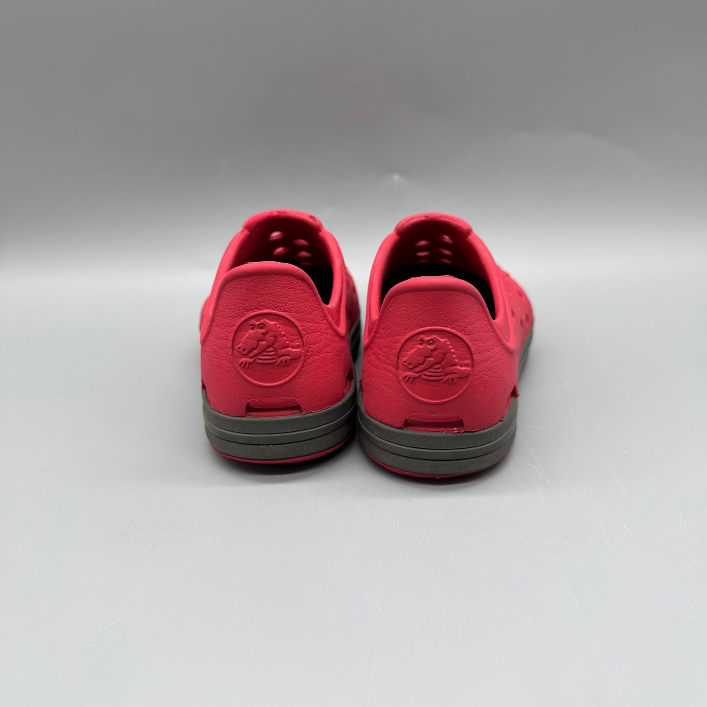 Crocs / Sandals / US10