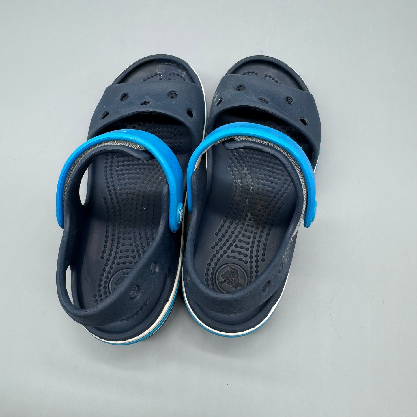 Crocs / Sandals / US11