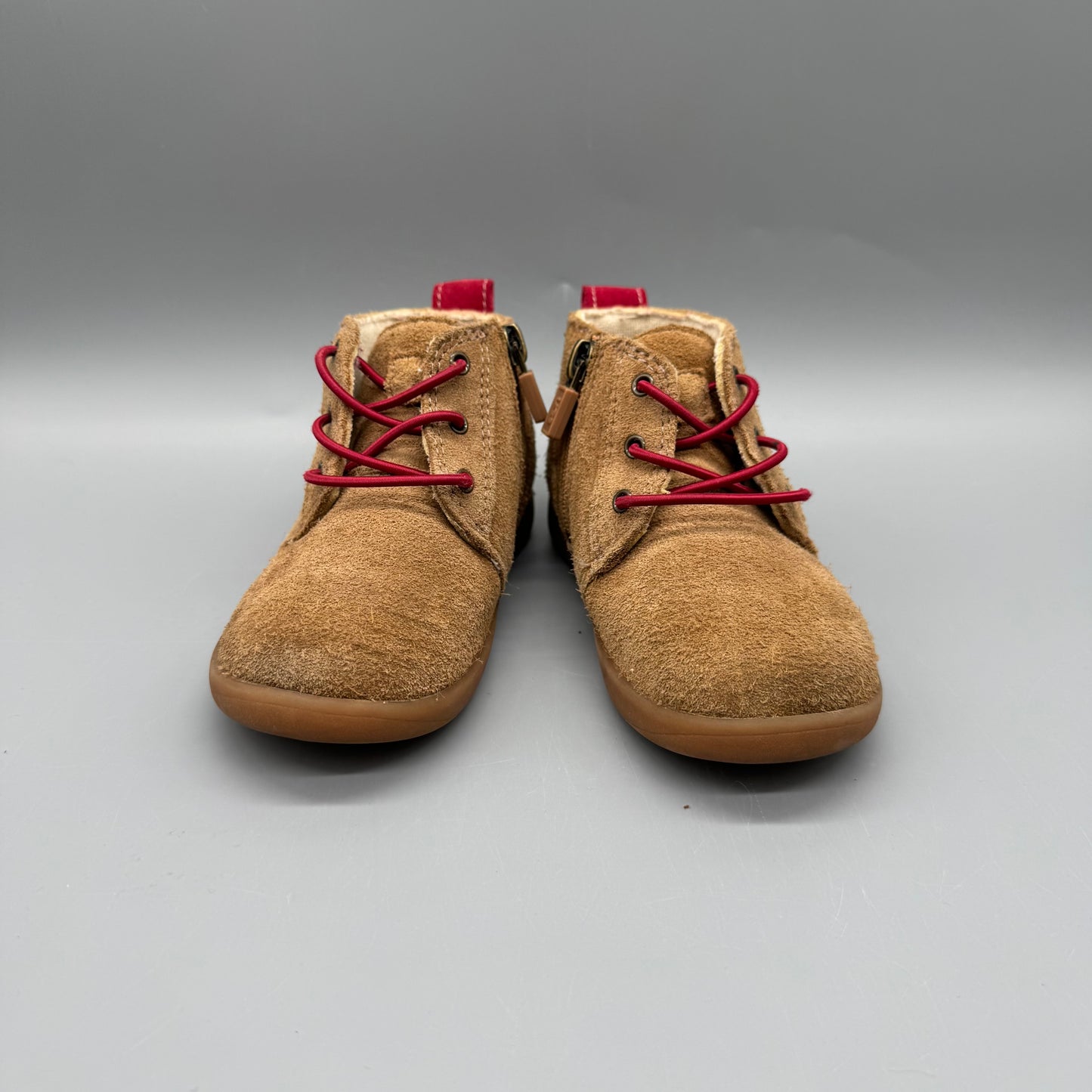 UGG / Shoes / US9