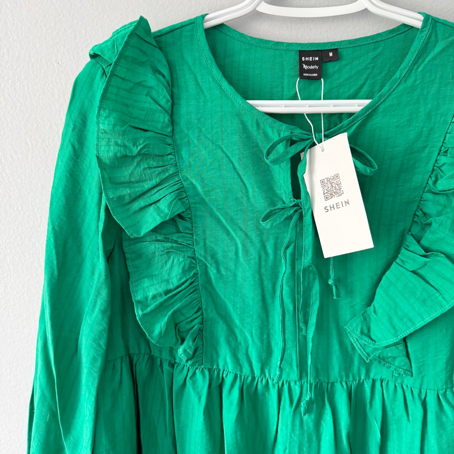 Shein / Green long dress / Women - New with tag