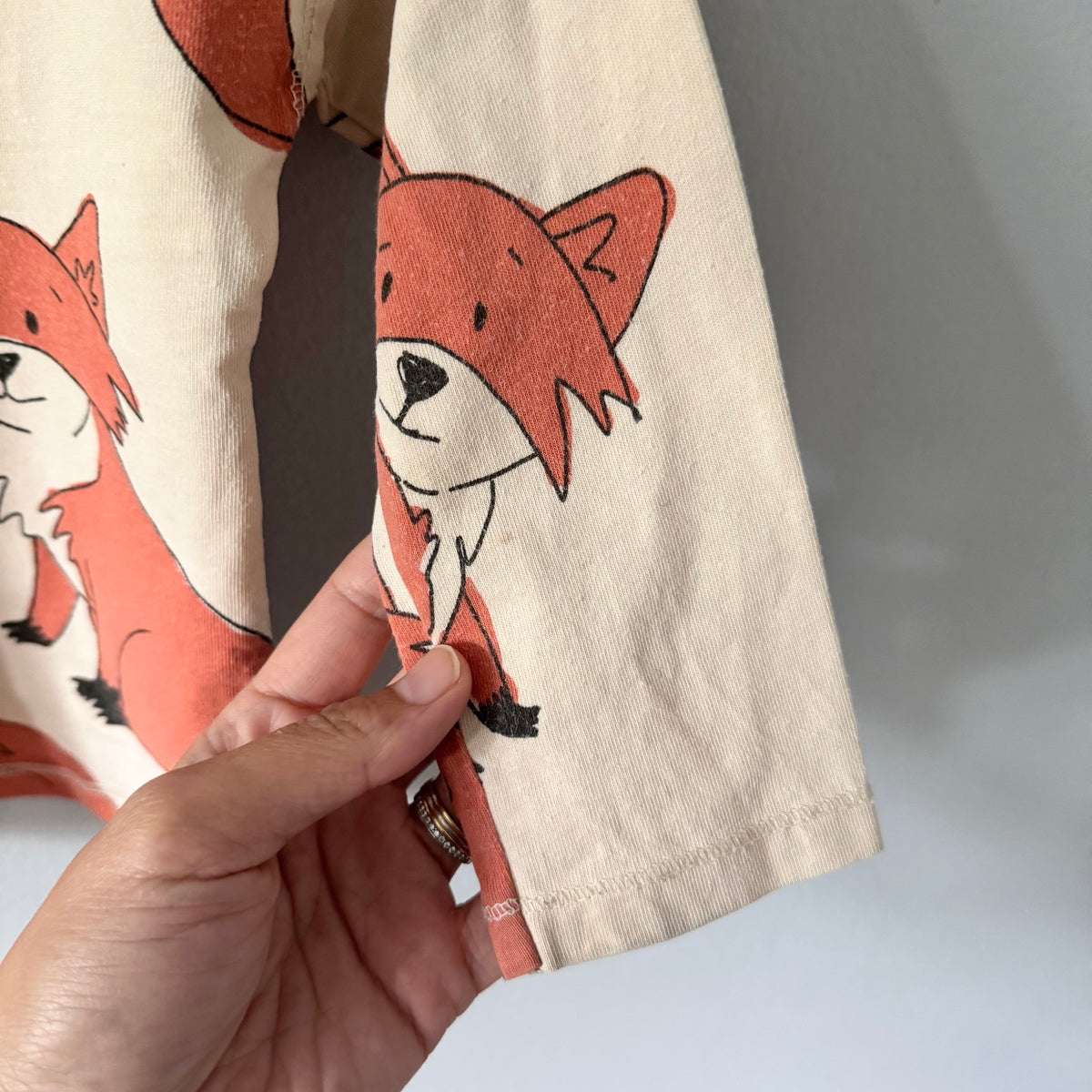 Zara / Beige x fox long sleeve / 12-18M