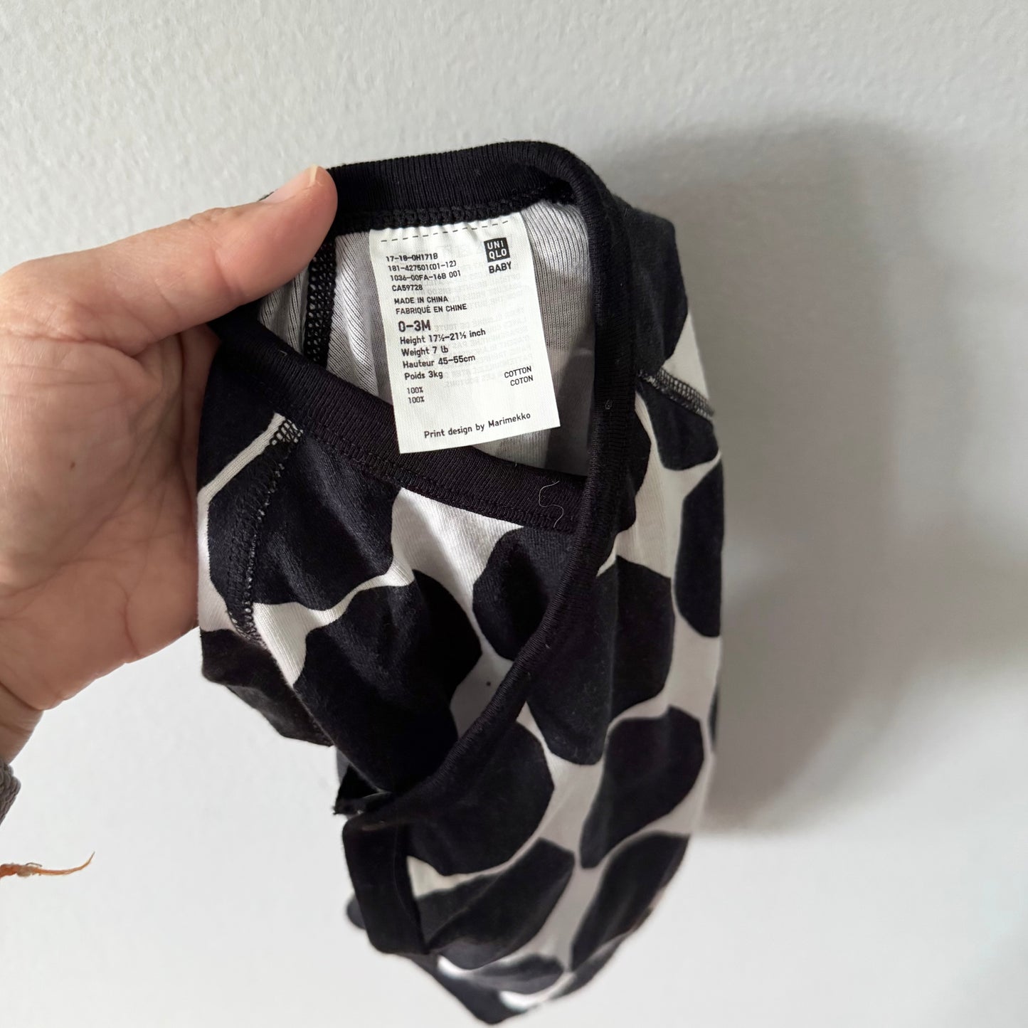 Uniqlo / Marimekko onesie / 0-3M