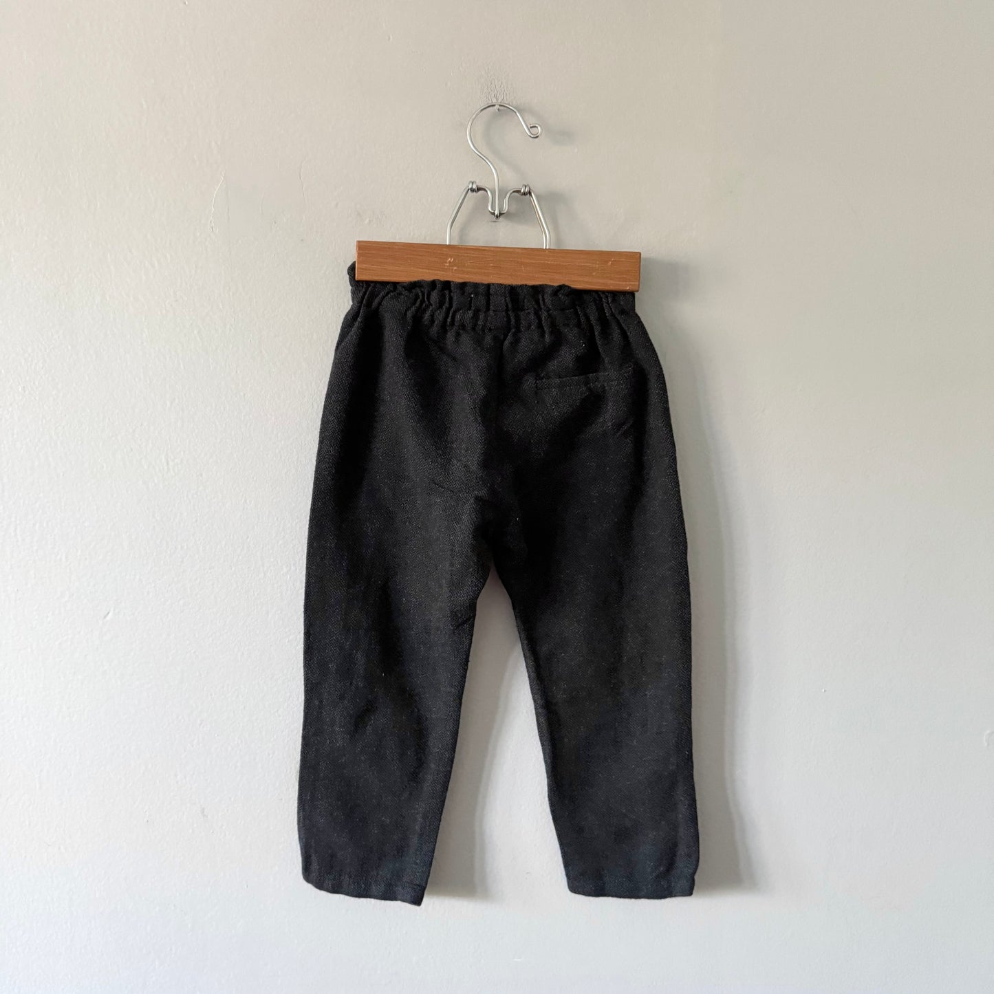 Zara / Dark grey flannel pants / 4-5Y