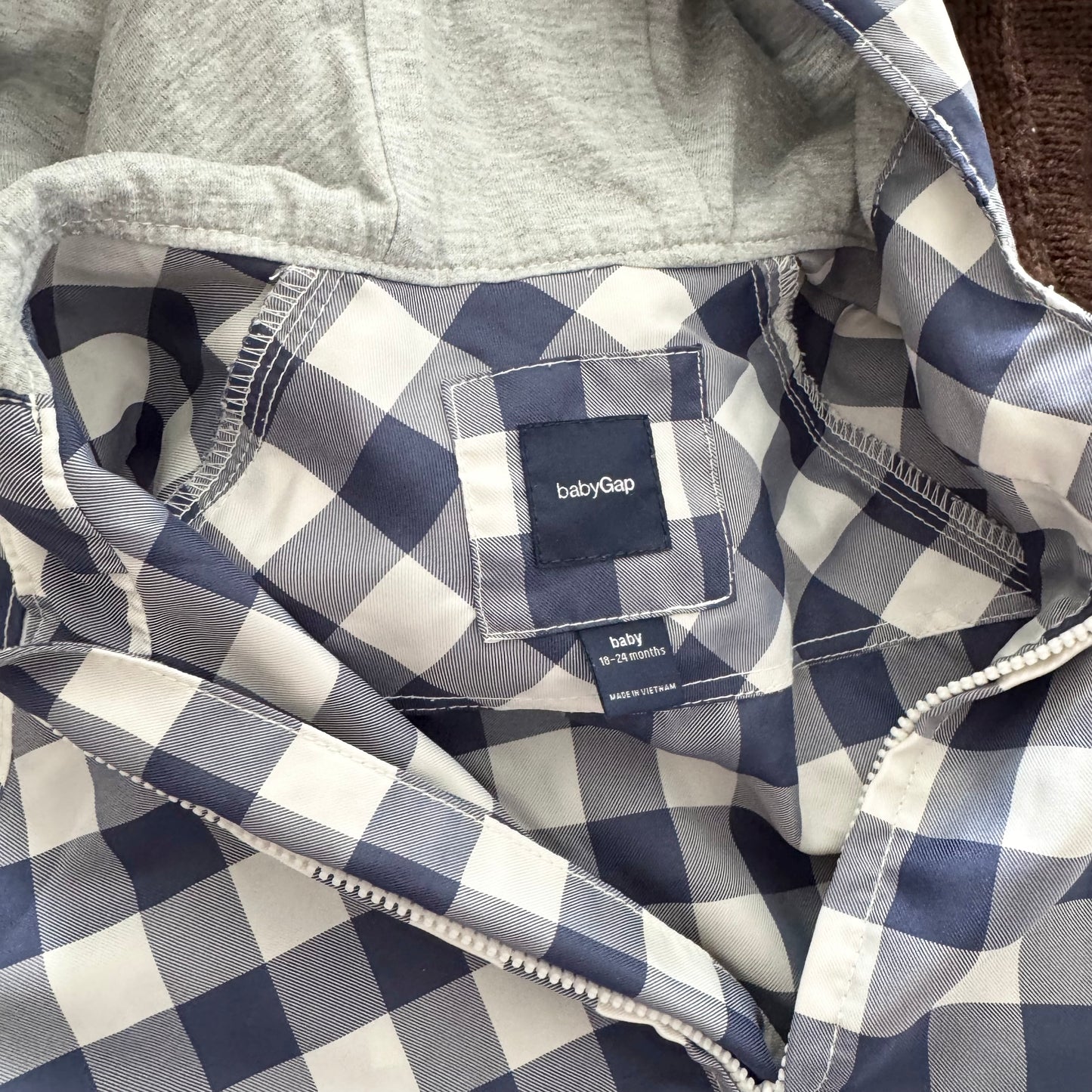 Gap	/ Navy gingham windbreaker / 18-24M