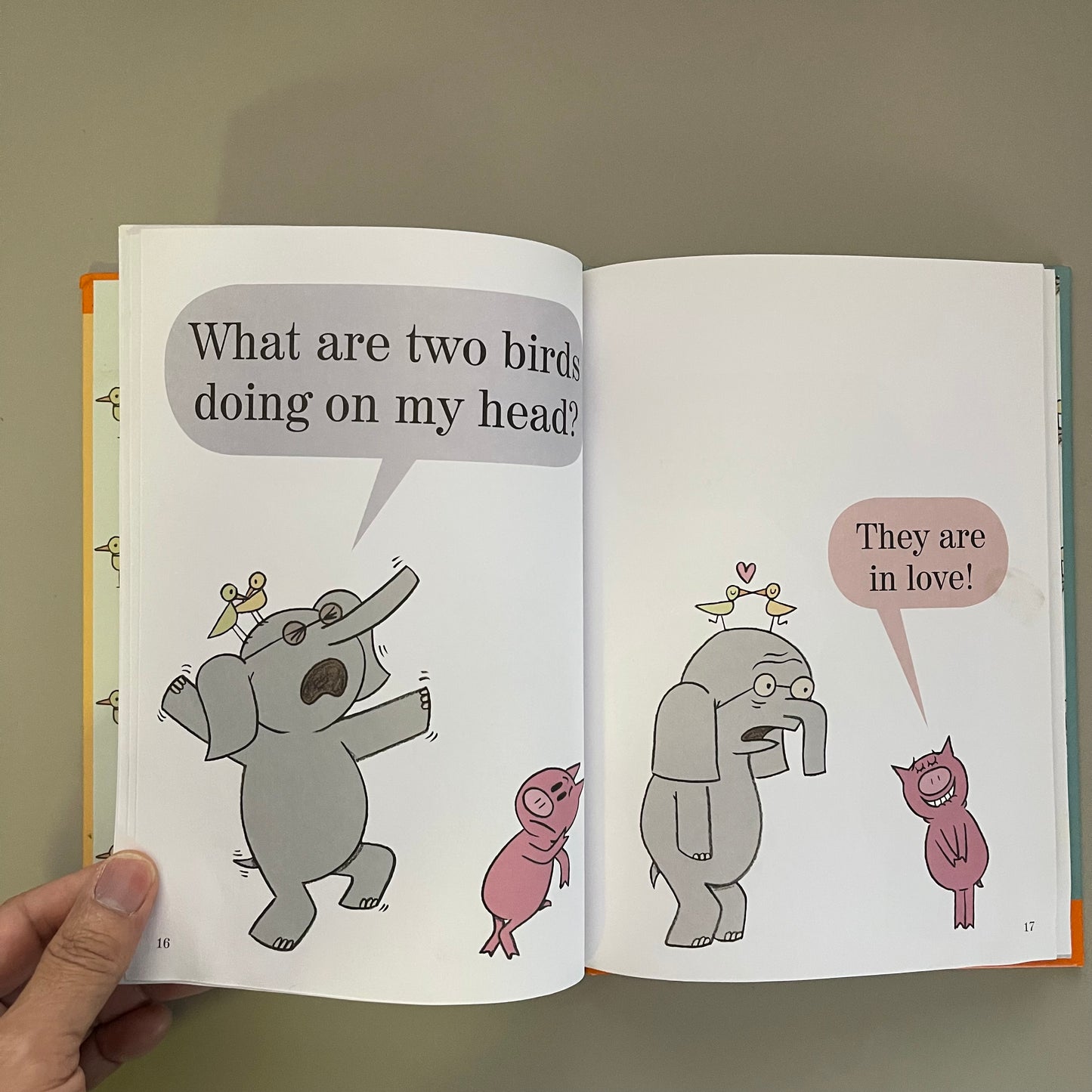 There Is a Bird on Your Head! / Mo Willems