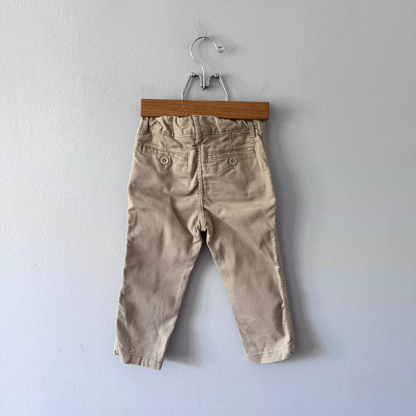 Gap / Beige chino pants / 2Y