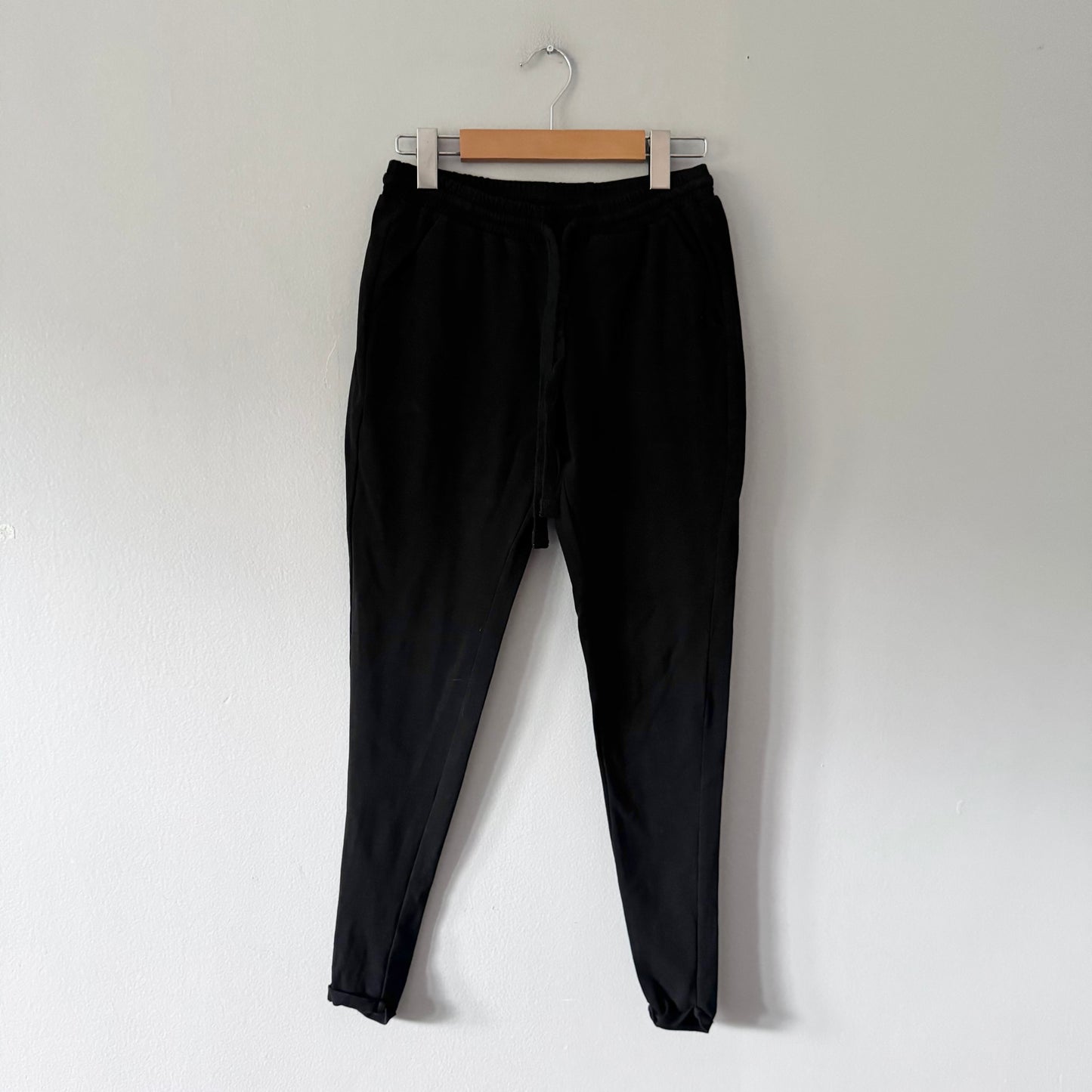 Legoe Heritage / Maternity Black sweatpants / XS