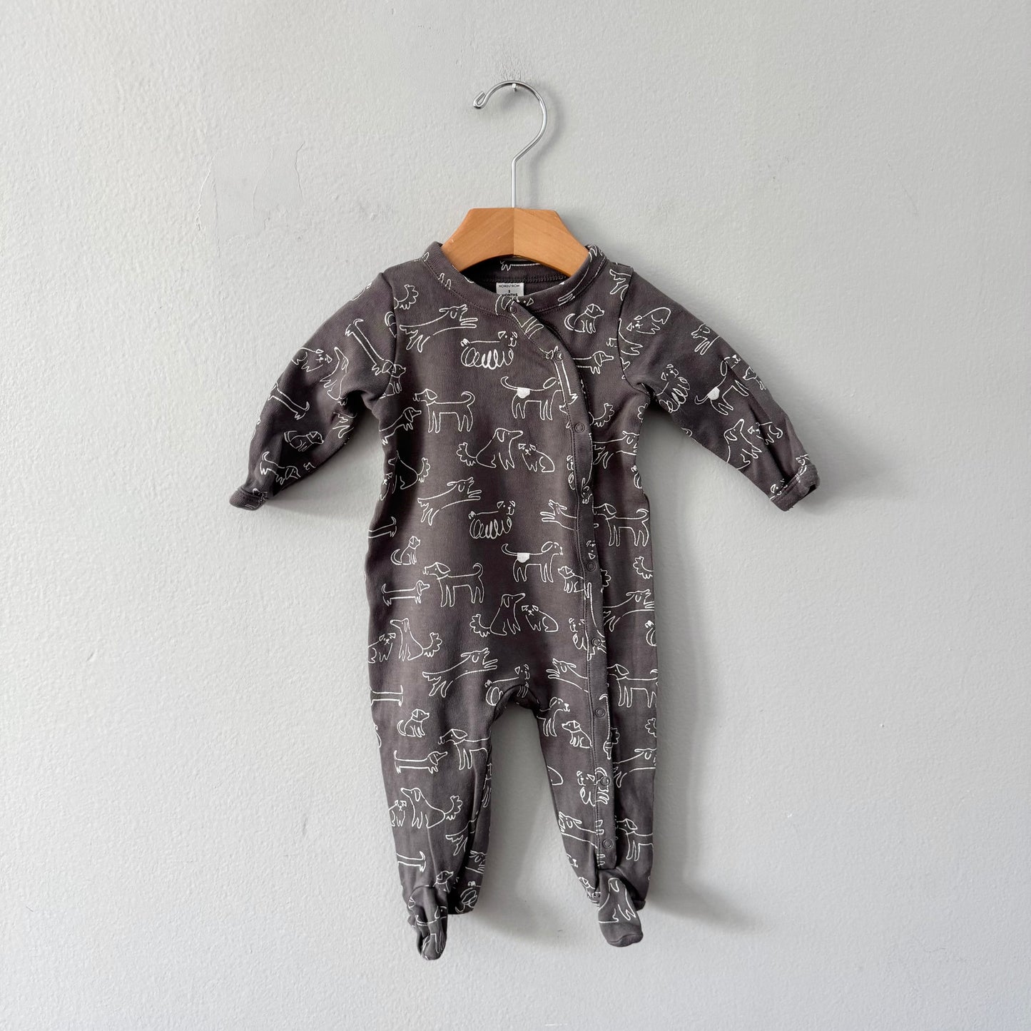 Nordstrom / Grey x doggy romper / 3M