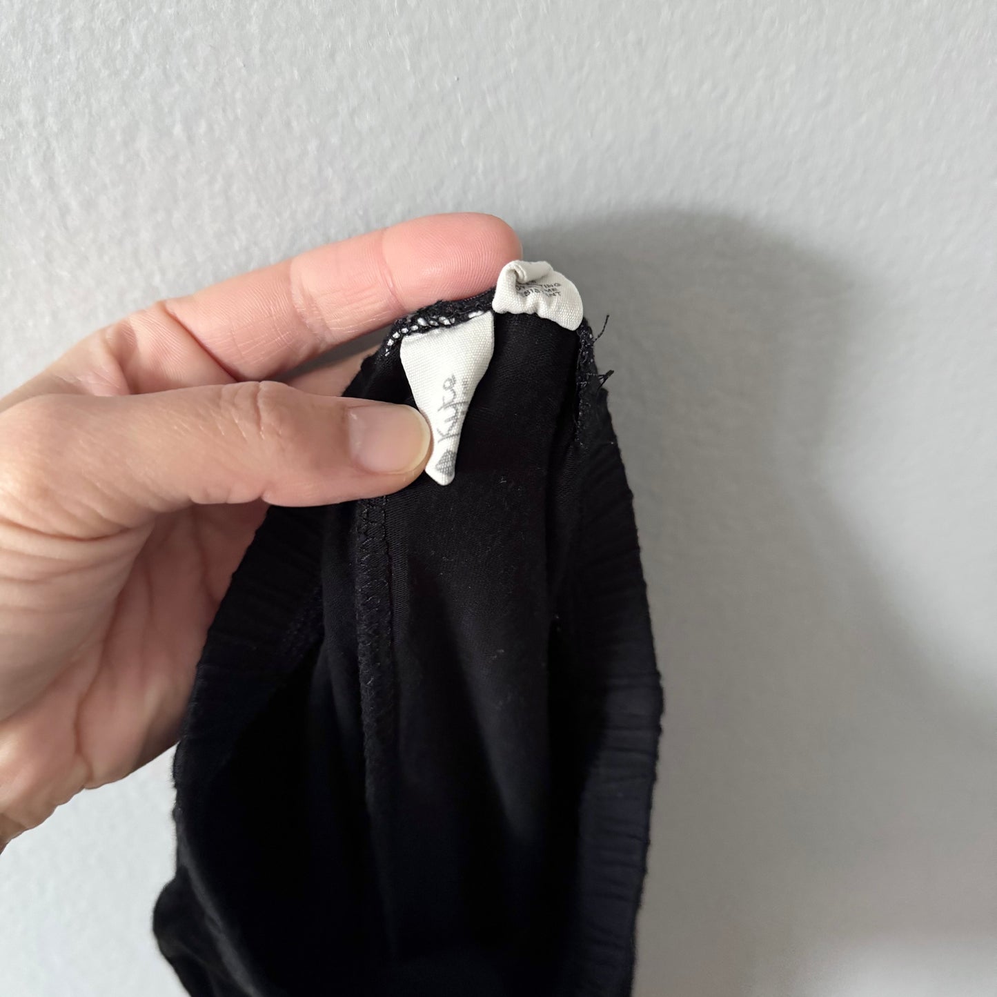 Kyte / Black relaxed pants / 18-24M