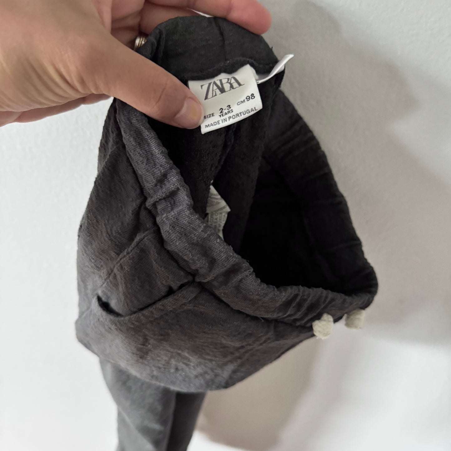 Zara / Dark grey crew pants / 2-3Y