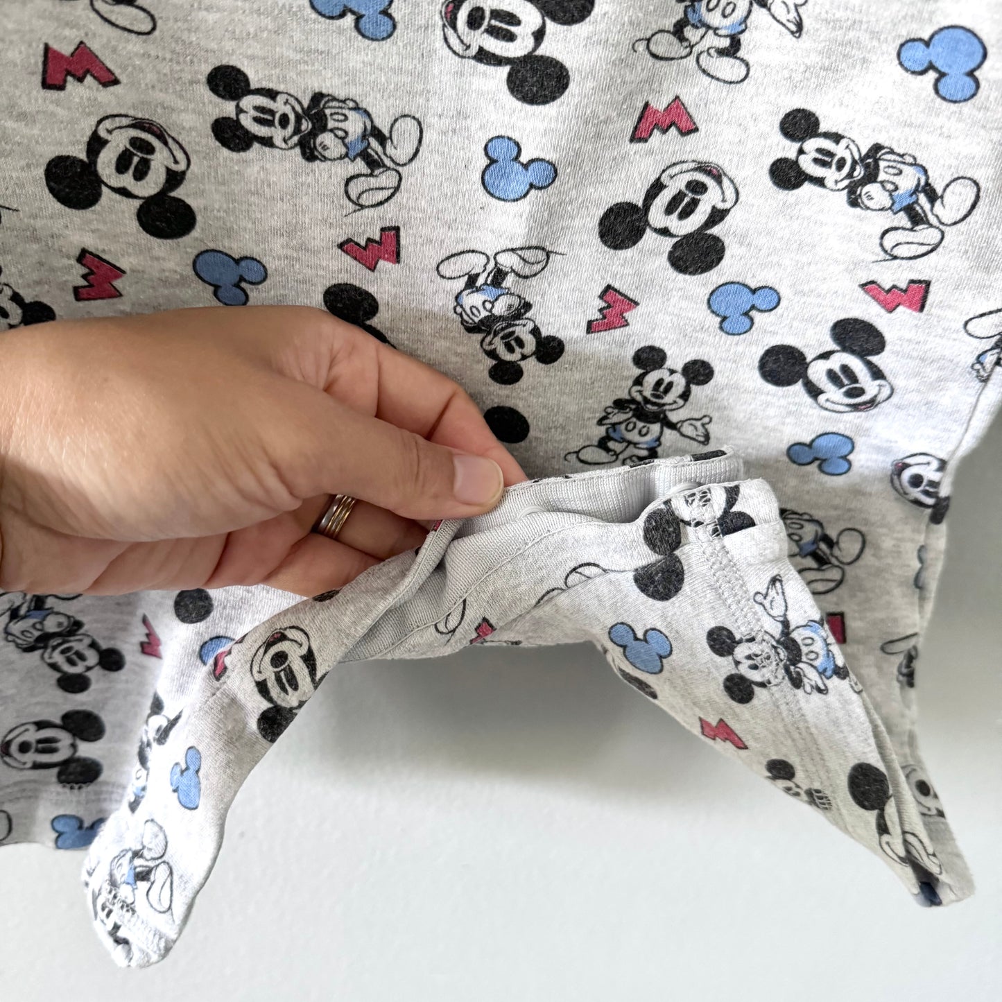 Mickey baby / Light grey short sleeve romper / 24M