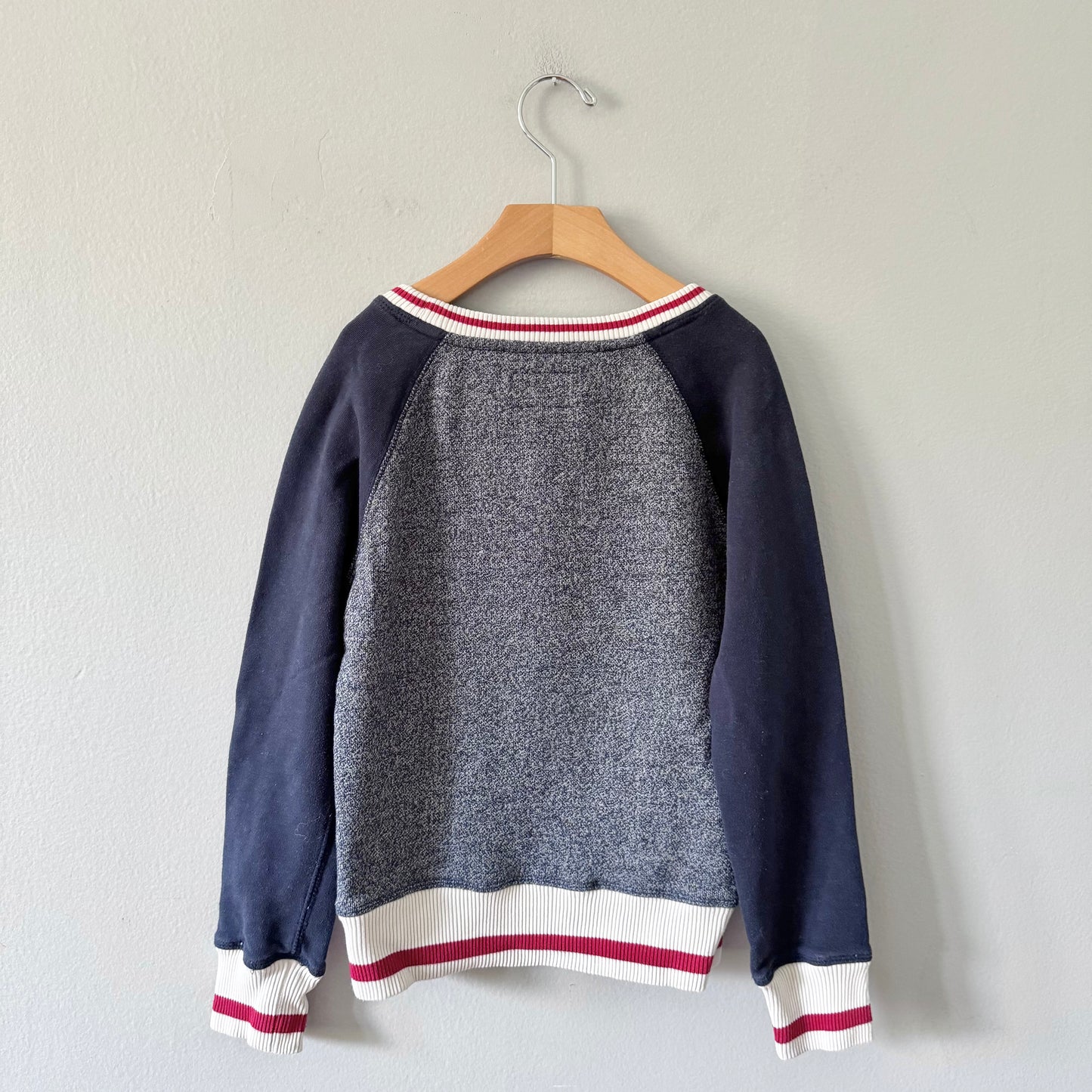 Roots / Navy salt and pepper sweatshirt / 5-6Y