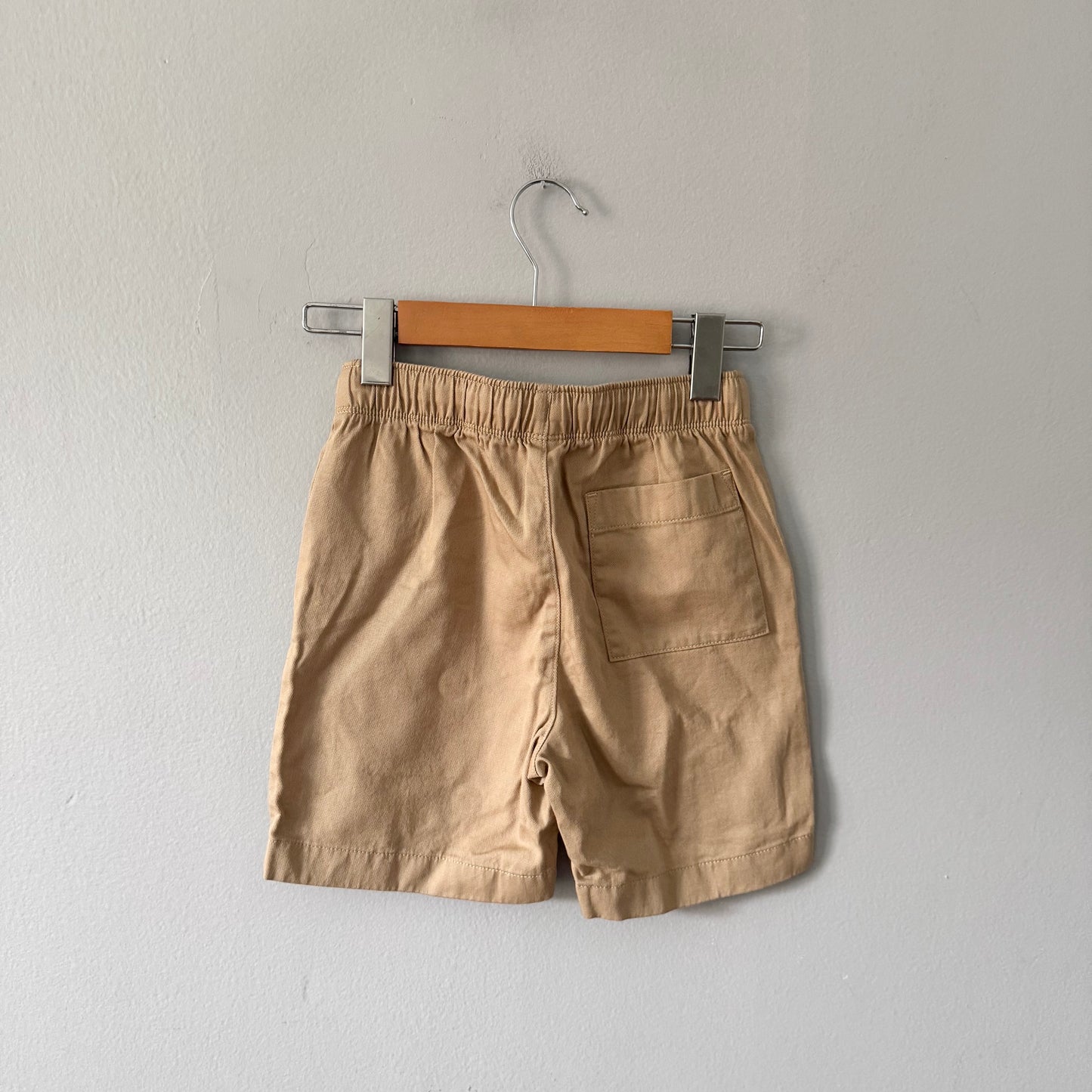 Crewcuts / Beige chino shorts / 8Y - New with tag