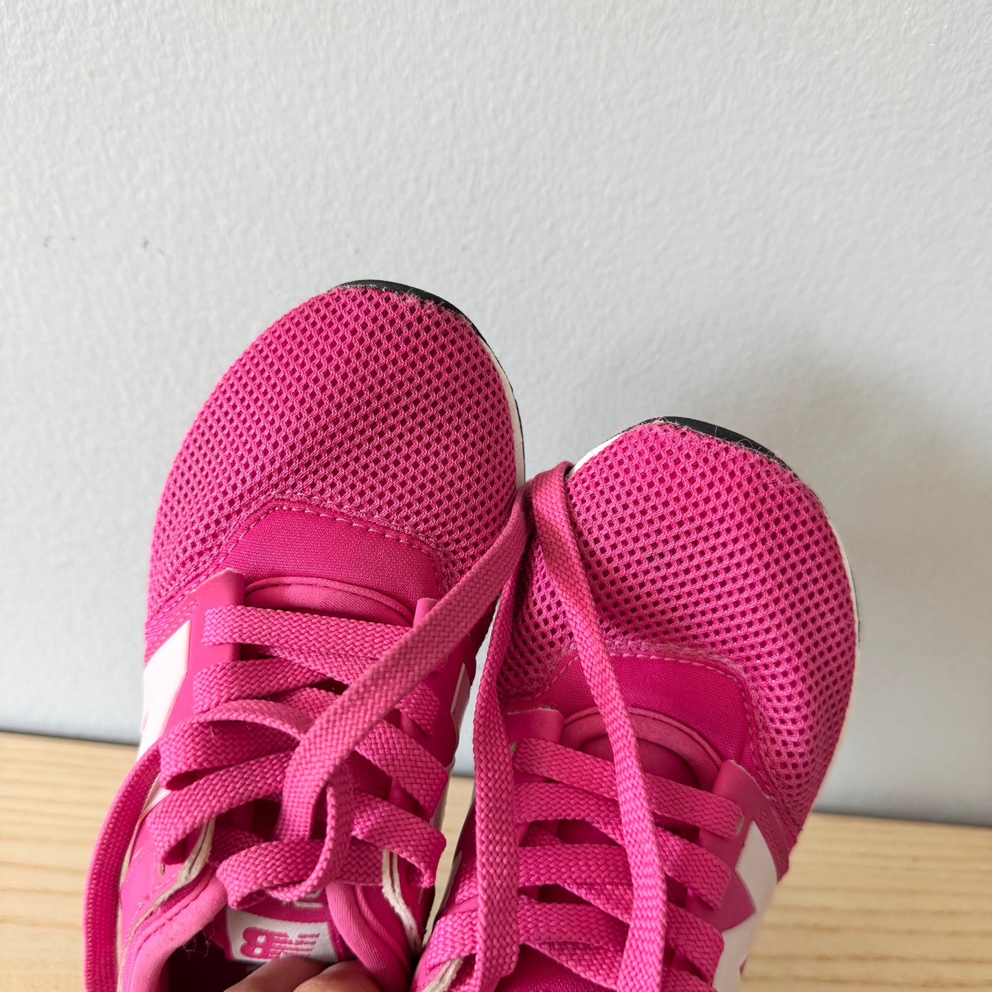 New Balance / Pink sneaker / US13
