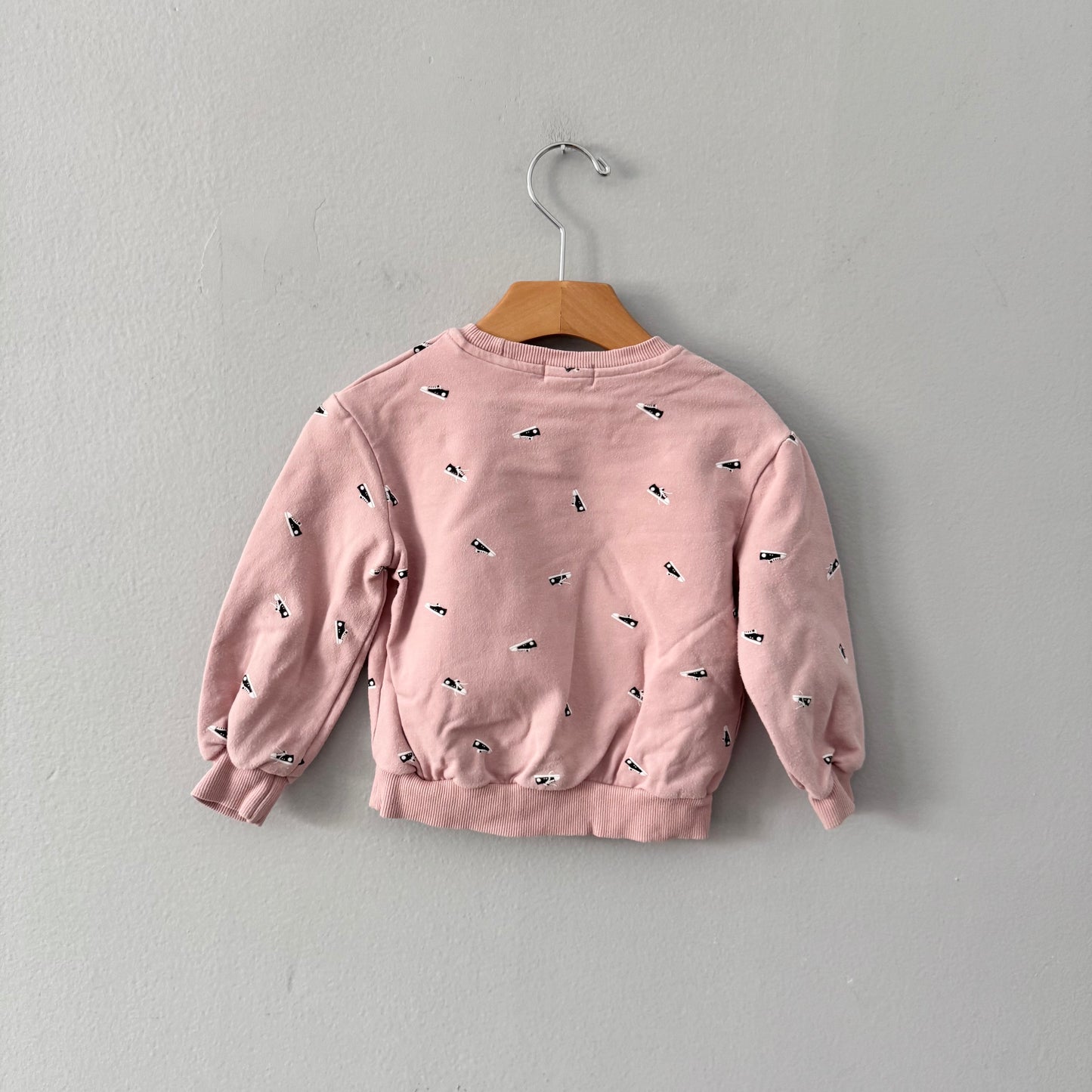 Miles the label / Pink x sneaker sweatshirt / 18M