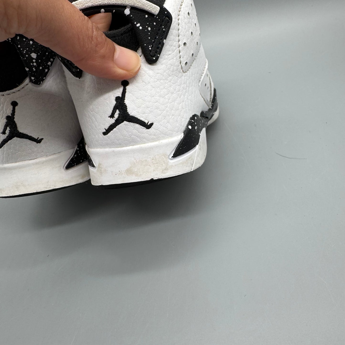 Nike /Jordan 6 Retro Reverse Oreo / Running Shoes / US12