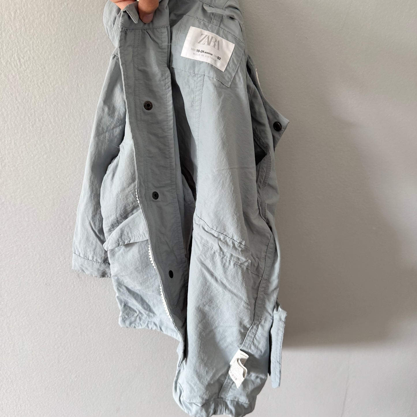 Zara / Smokey blue windbreaker / 18-24M