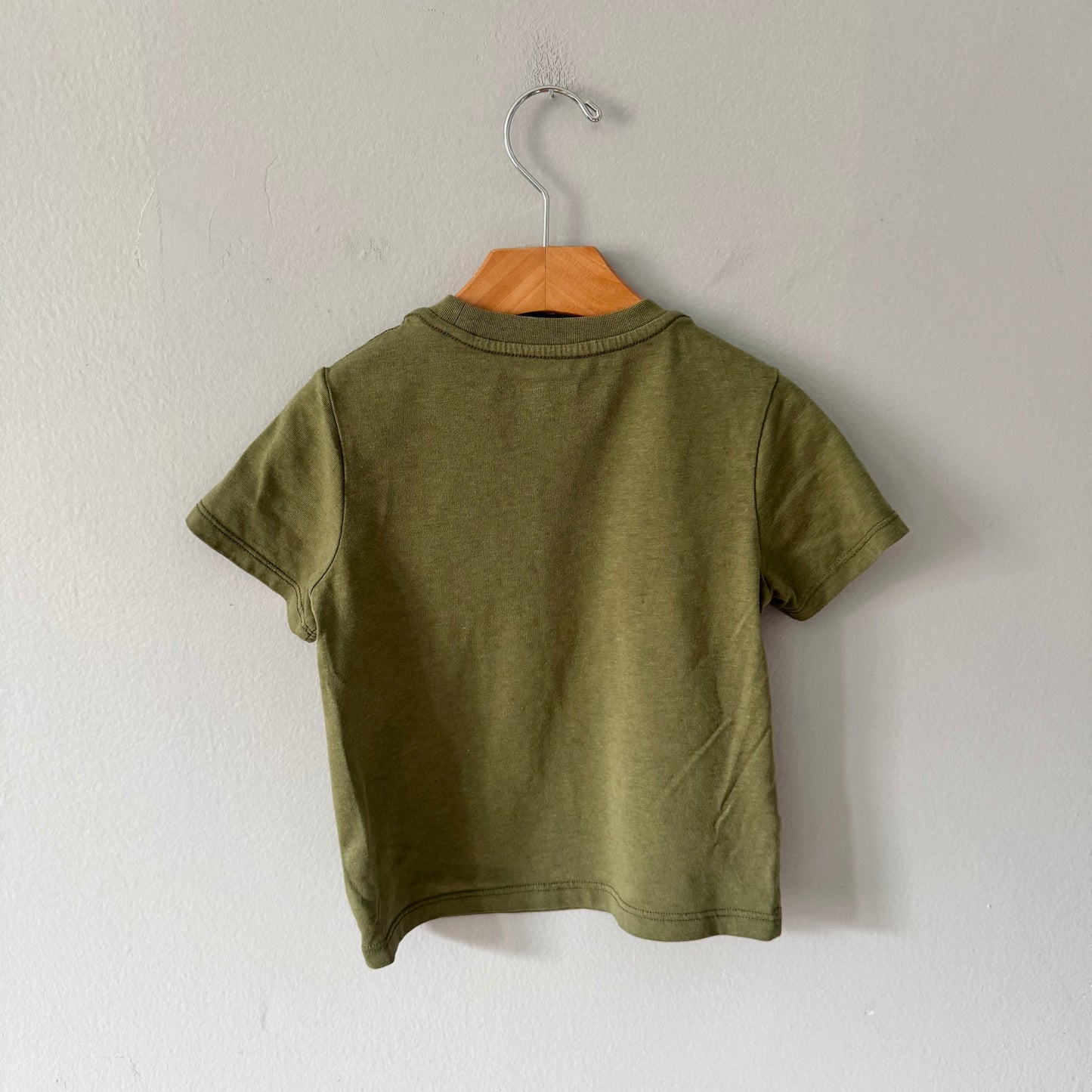 Tucker + Tate / Khaki T-shirt / 2Y
