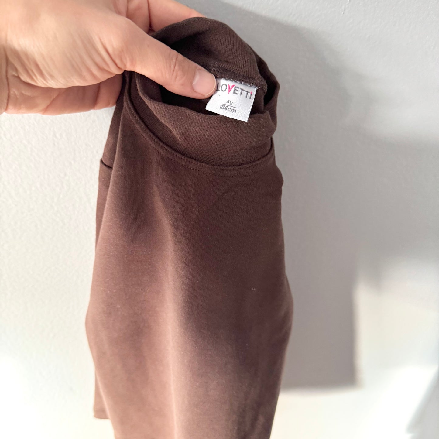 Lovetti / Brown turtle neck long sleeve / 4T