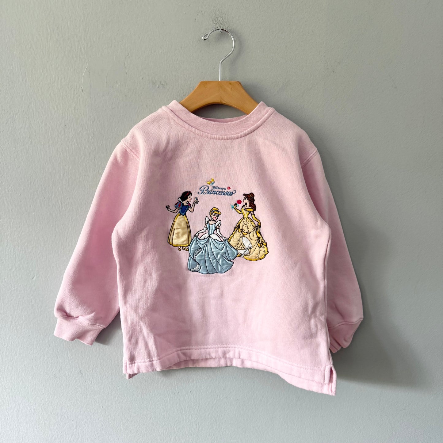 Disney Store / Light pink Princesses sweatshirt / 5-6Y