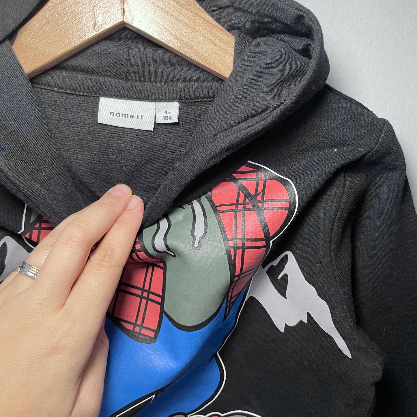 Name It / Black hoodie / 4Y