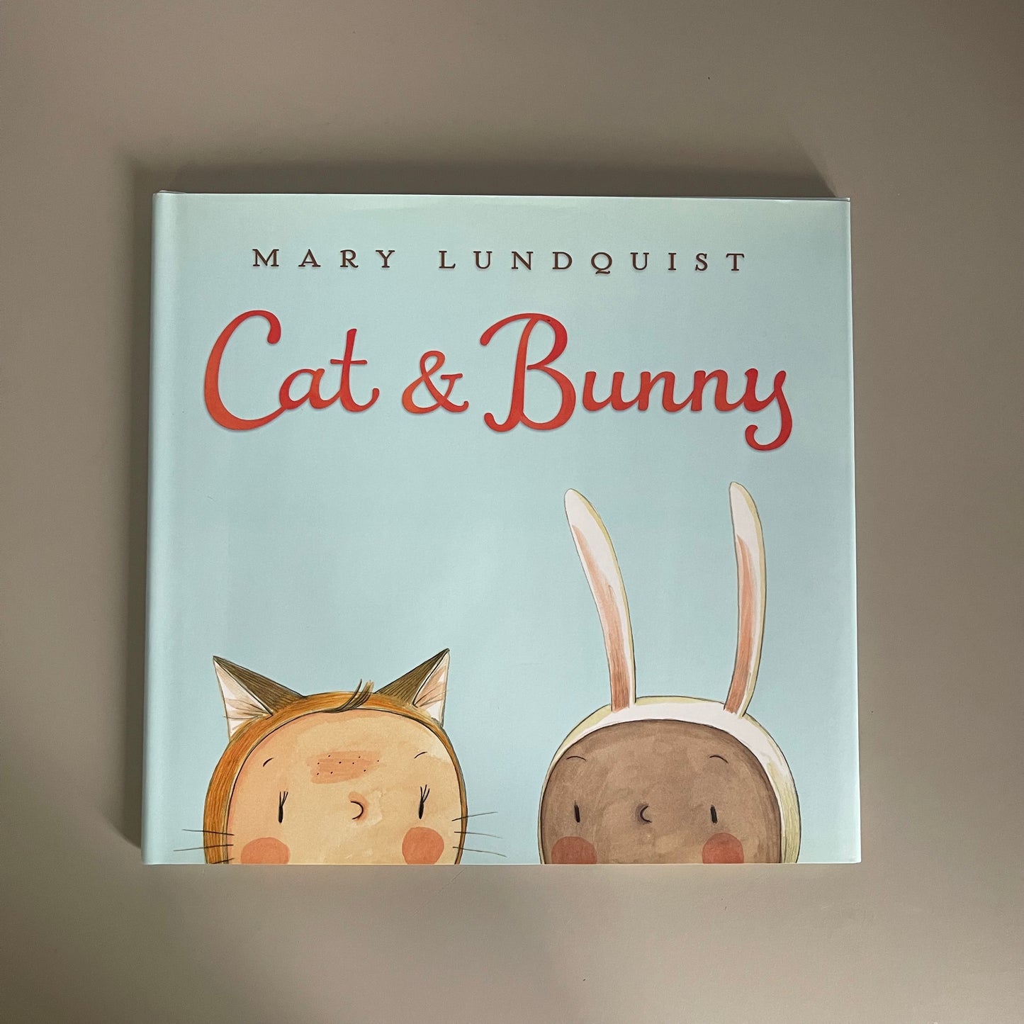 Cat & Bunny / Mary Lundquist