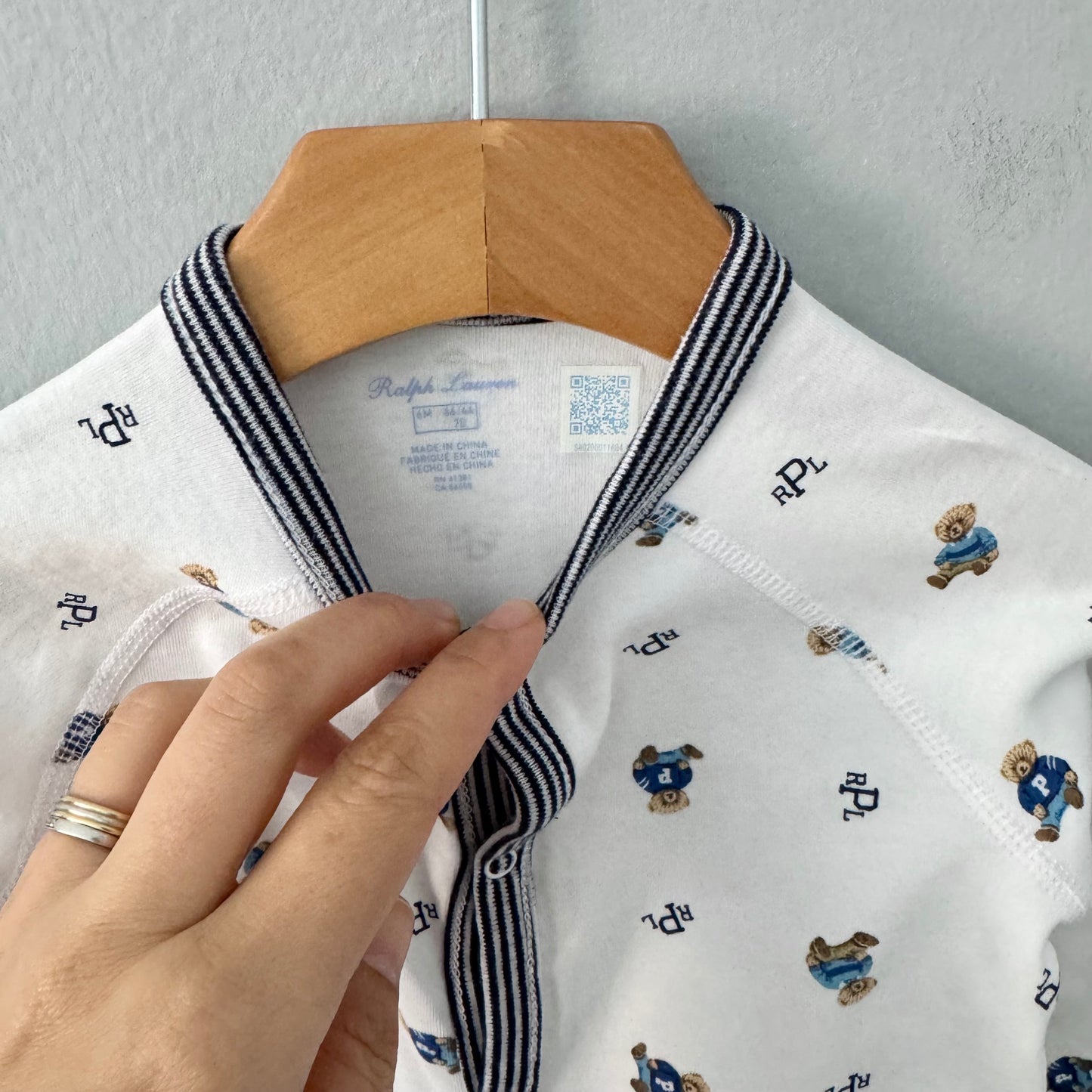 Polo Ralph Lauren / White x blue polo bear romper / 6M
