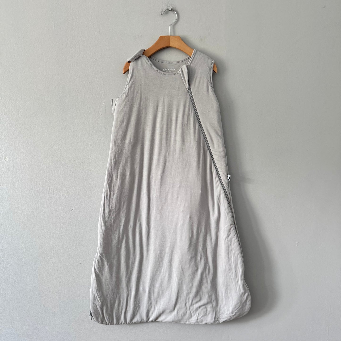 Gunamuna / Light grey sleep sack 1.0tog / 18-24M