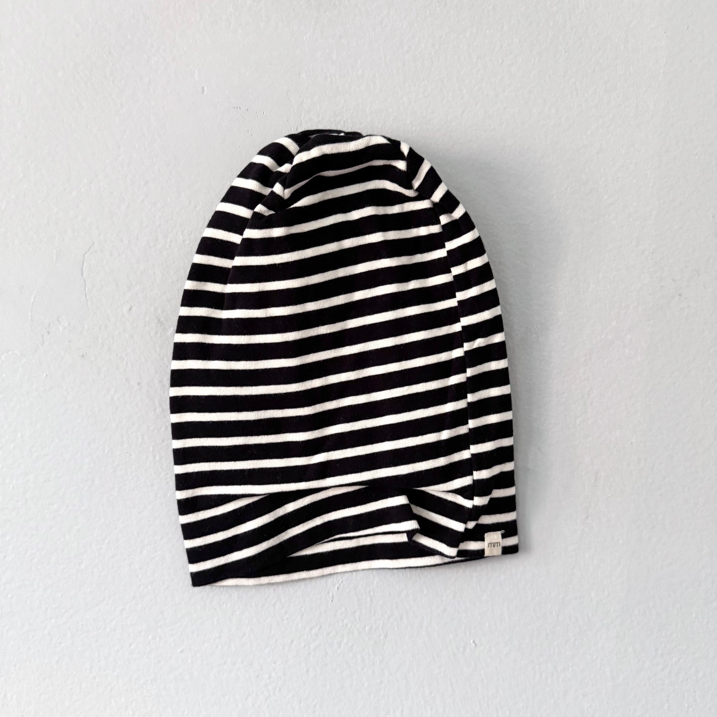 Mini mioche / Black x white organic cotton beanie / 6Y