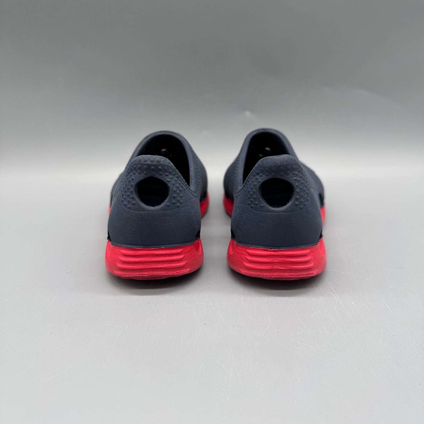 Crocs / Sandals / US13