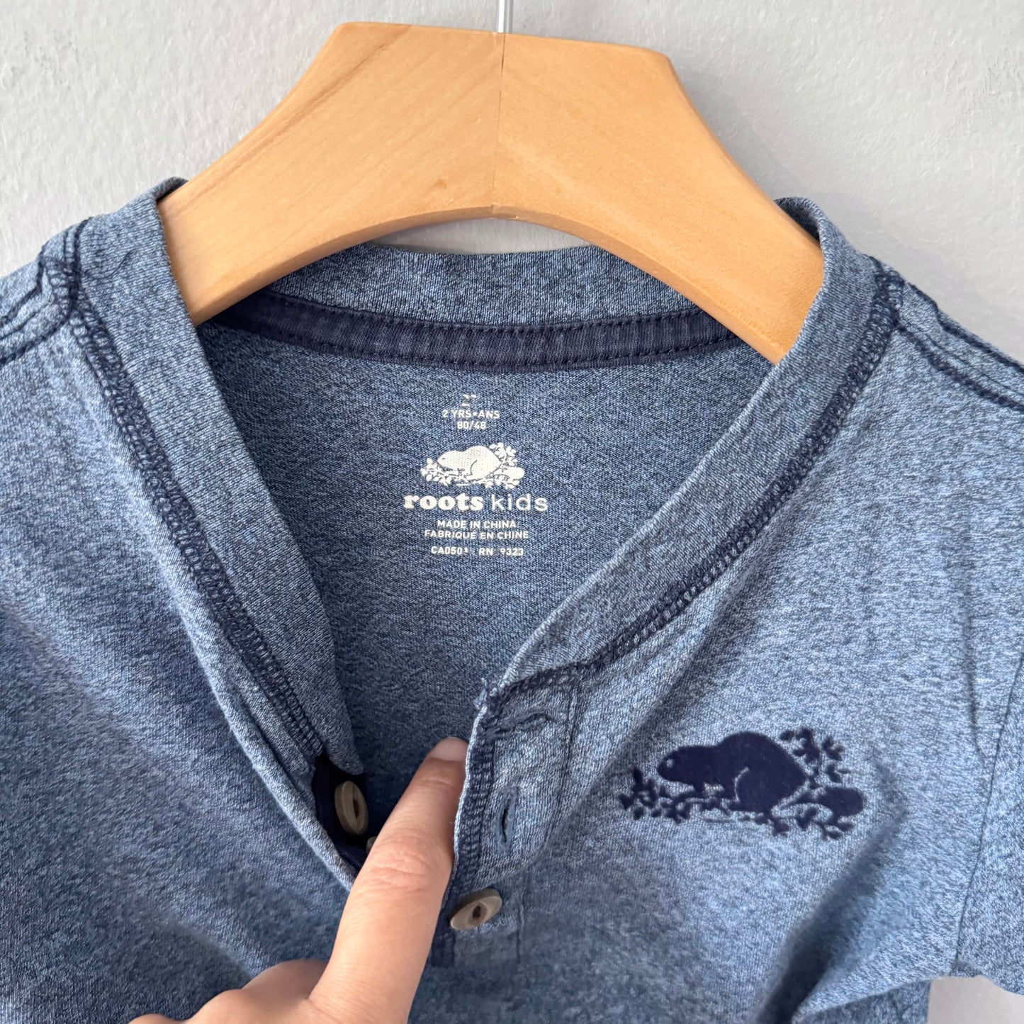 Roots / Blue salt and pepper T-shirt / 2T
