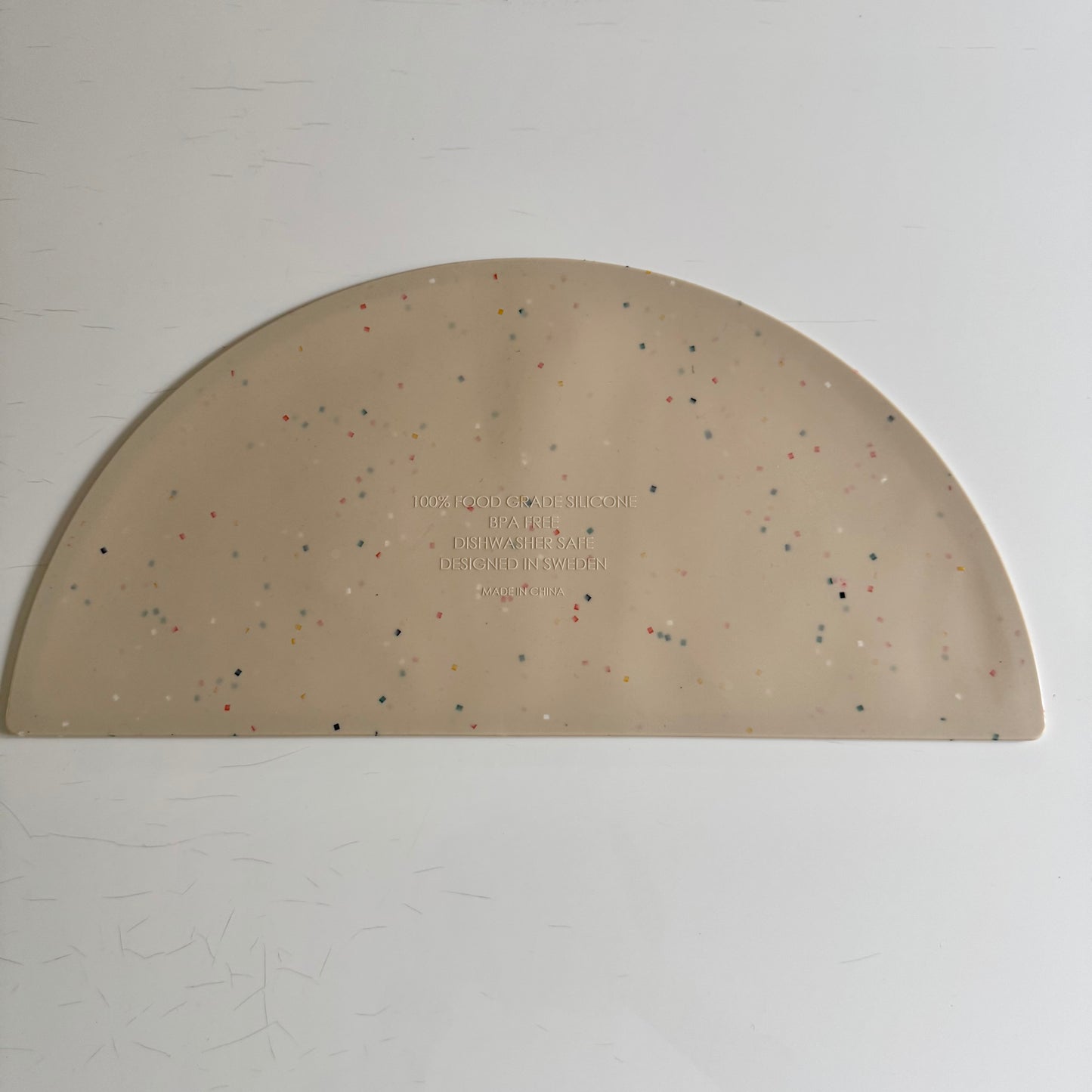 Mushie / Confetti silicone mat