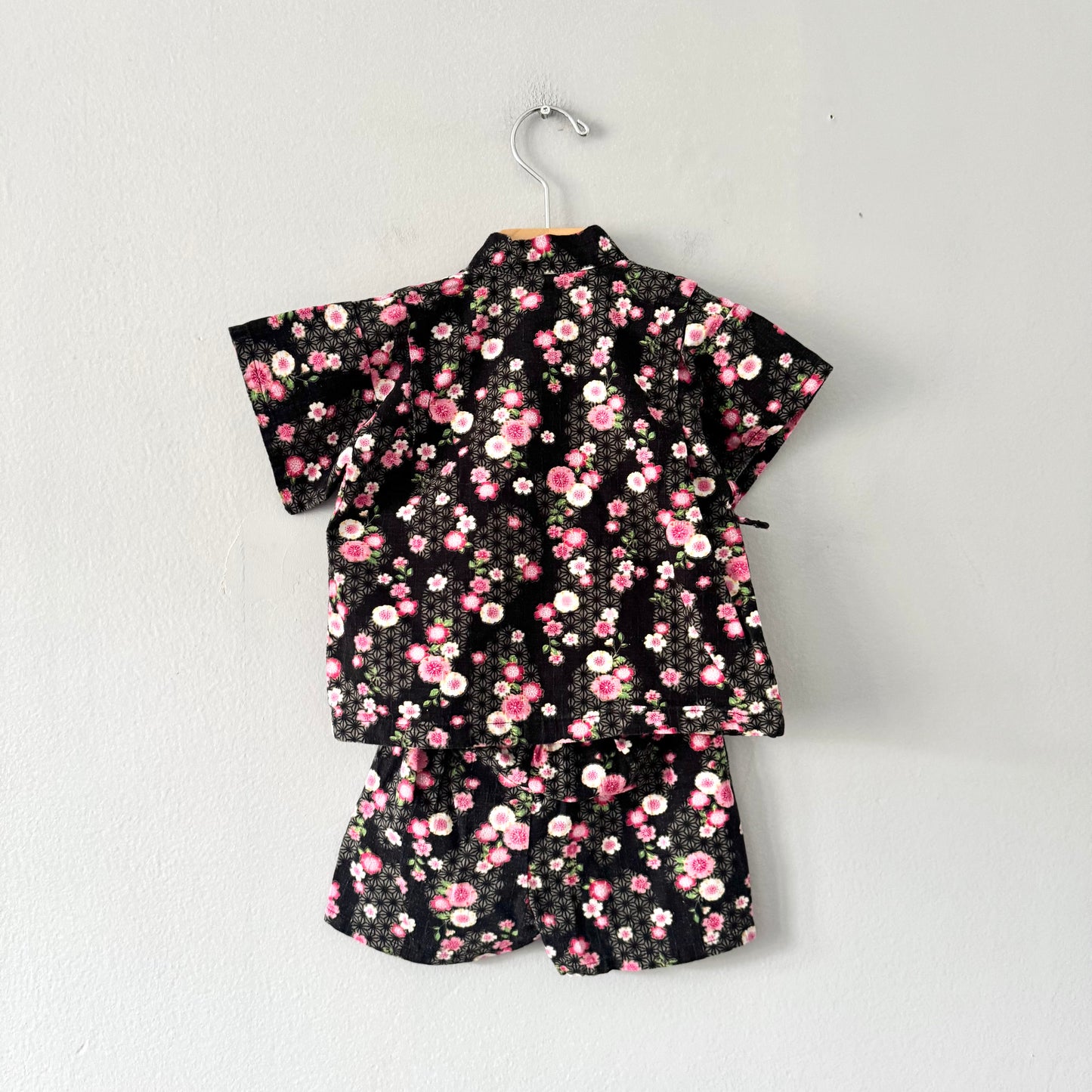 No brand / Japanese summer kimono - Black x sakura / 80cm(12M)