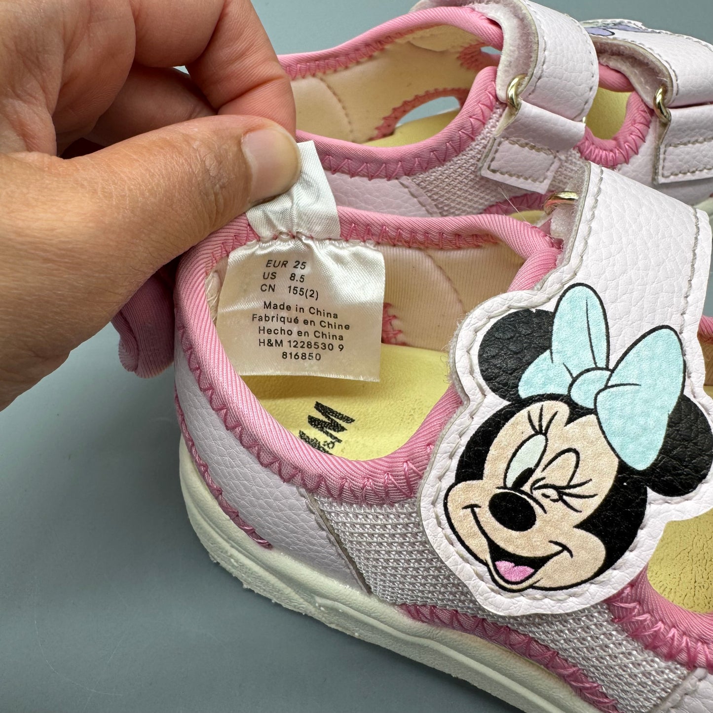 H&M x Disney / Sandals / US8.5