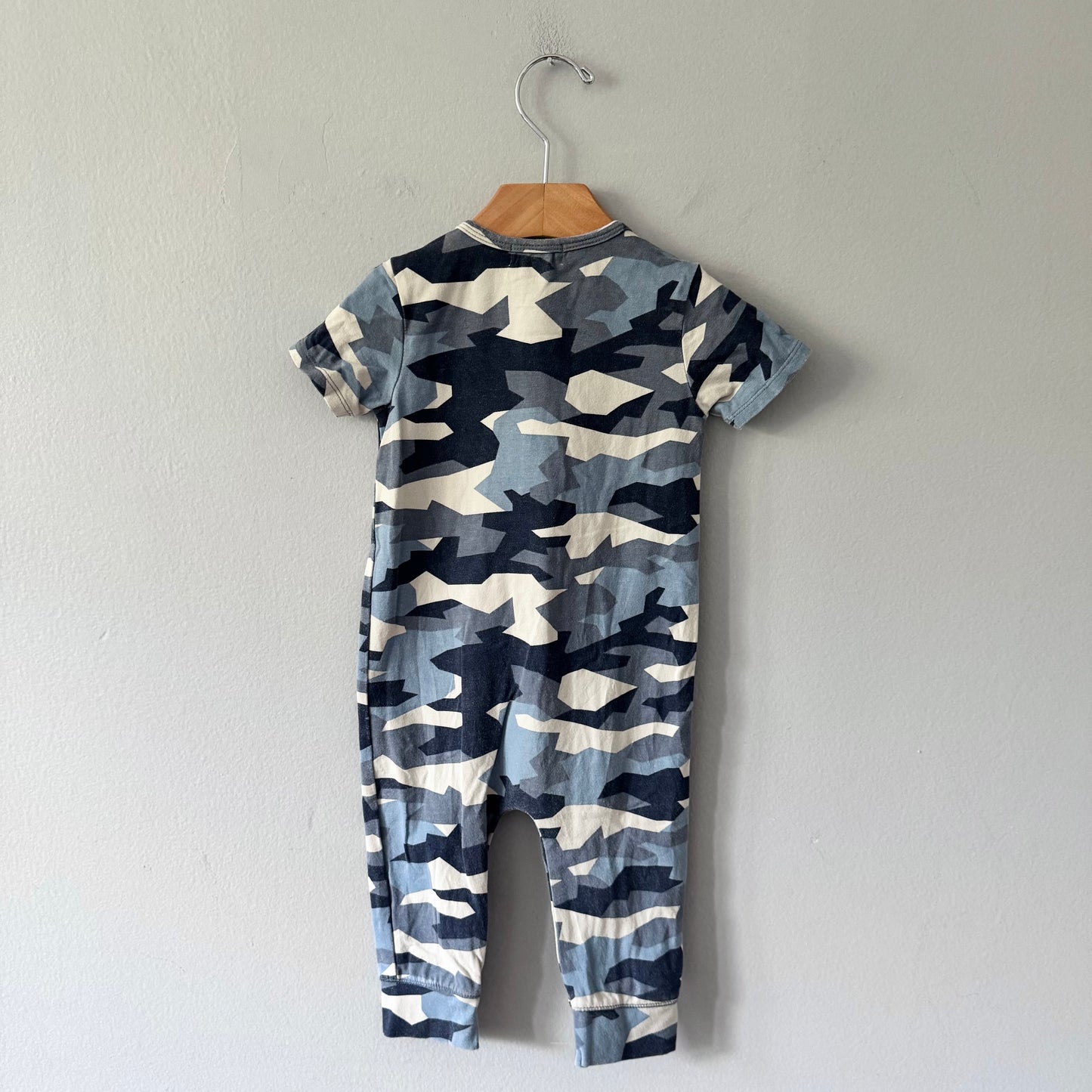 Miles the label / Blue camo romper / 12M