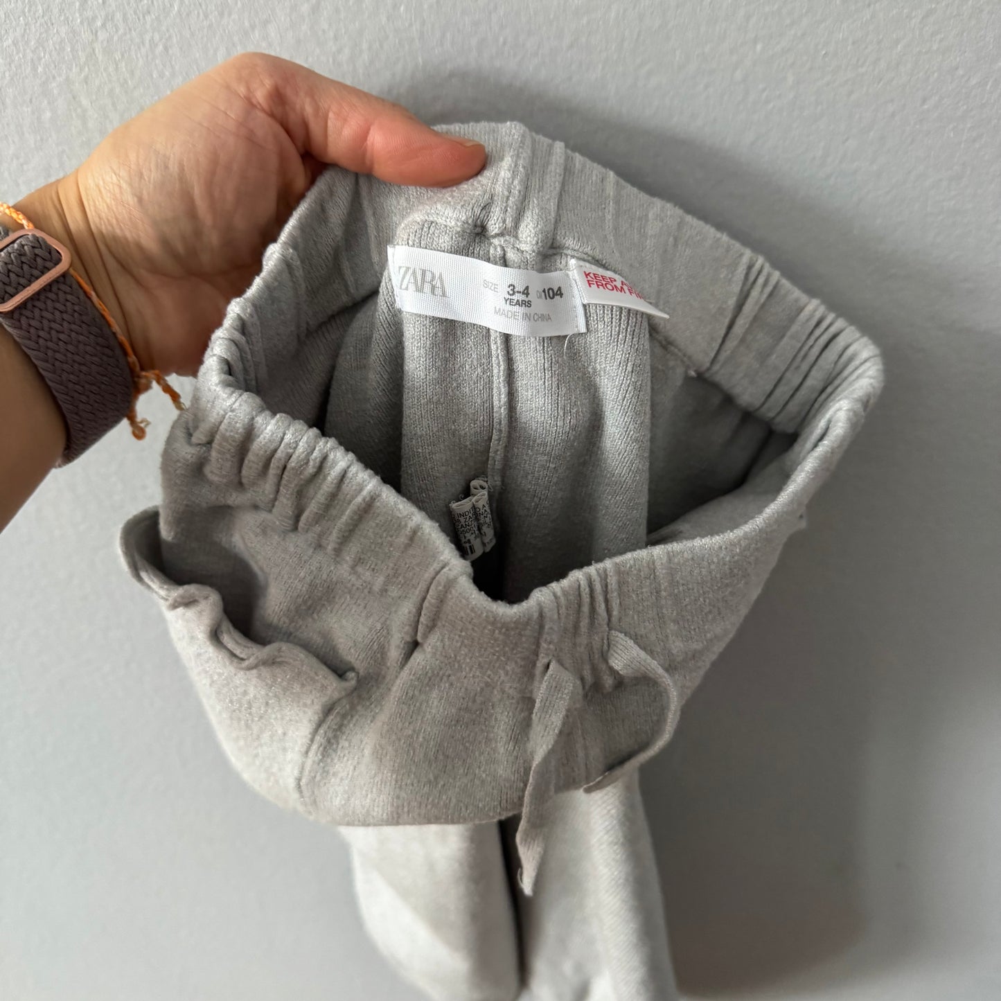 Zara / Light grey knit pants / 3-4Y