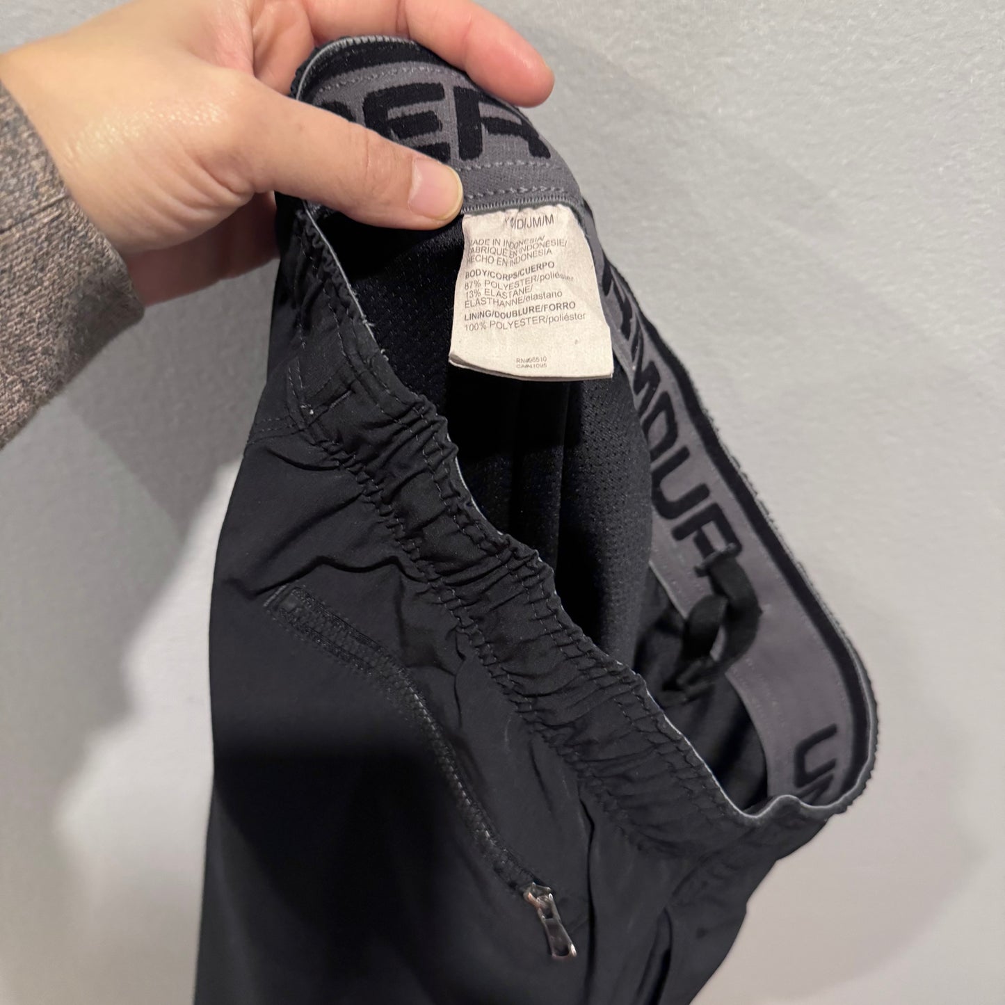 Under Armour / Mesh lined active pants / 9-10Y(Youth M)