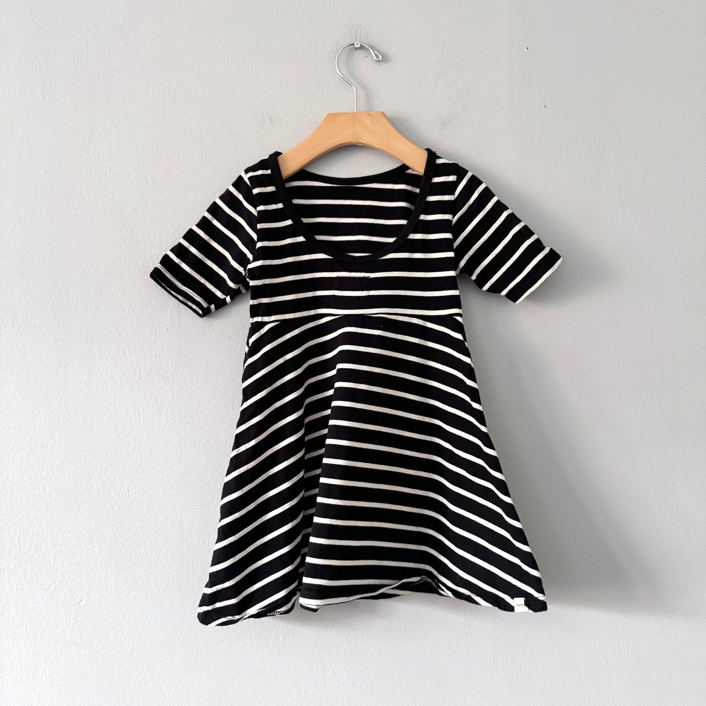 Mini mioche / Black x white stripe twirl dress / 3-4Y
