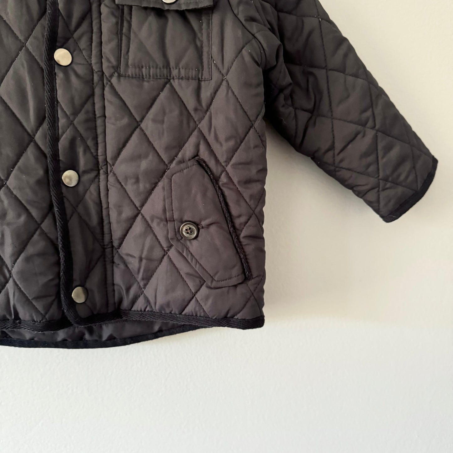 Zara / Black padded jacket / 18-24M