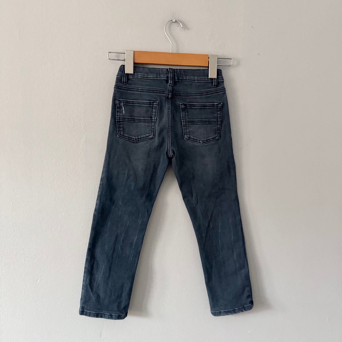 Zara / Damaged stretch denim / 4-5Y